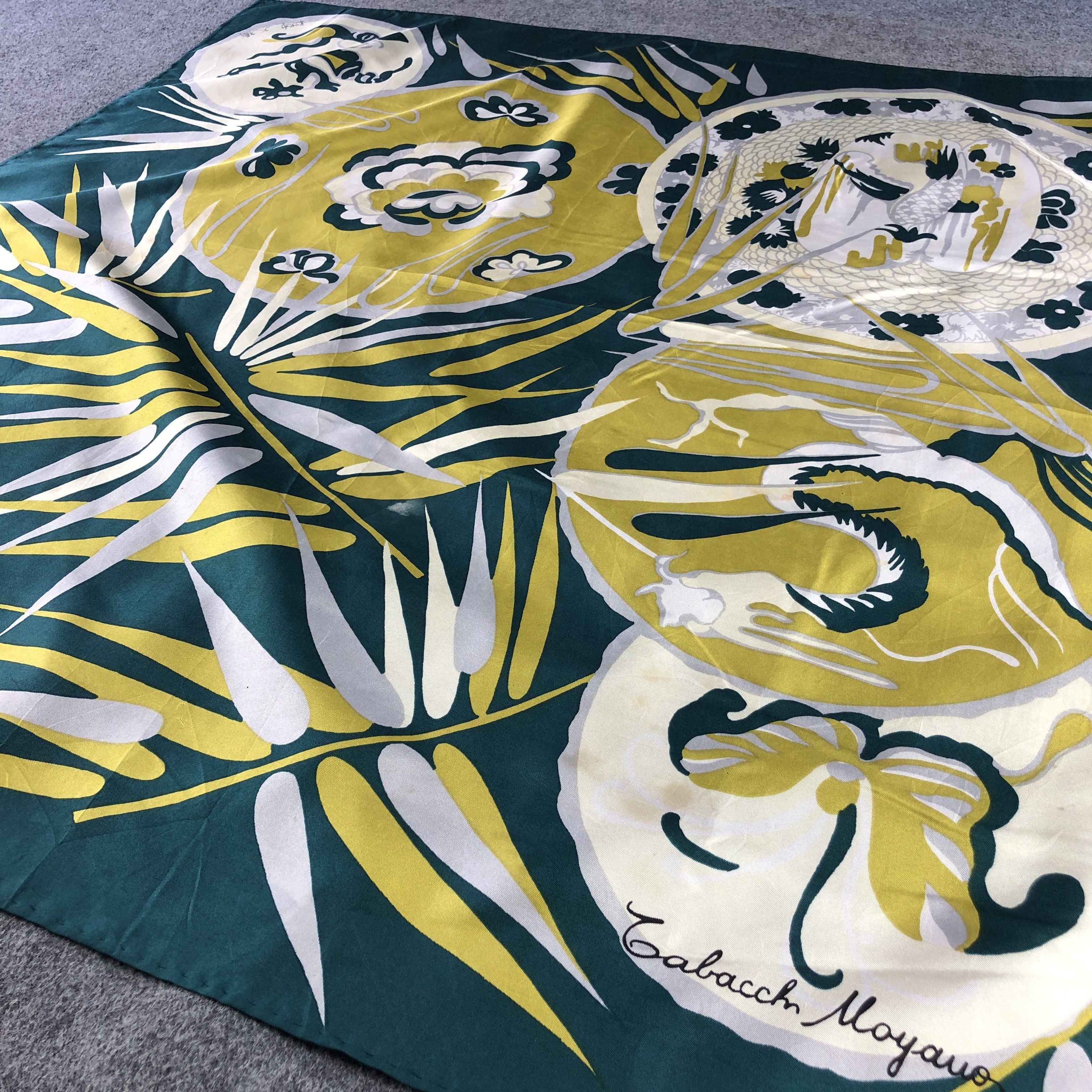 Japanese Brand Vintage Tabacch Moyano Silk Scarf M1191 Size ONE SIZE - 3 Thumbnail