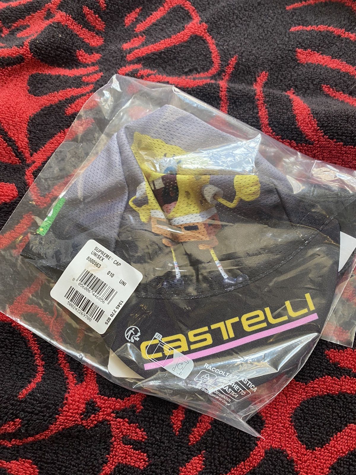 Supreme Supreme SpongeBob SquarePants Castelli Cycling Cap Size ONE SIZE - 6 Thumbnail