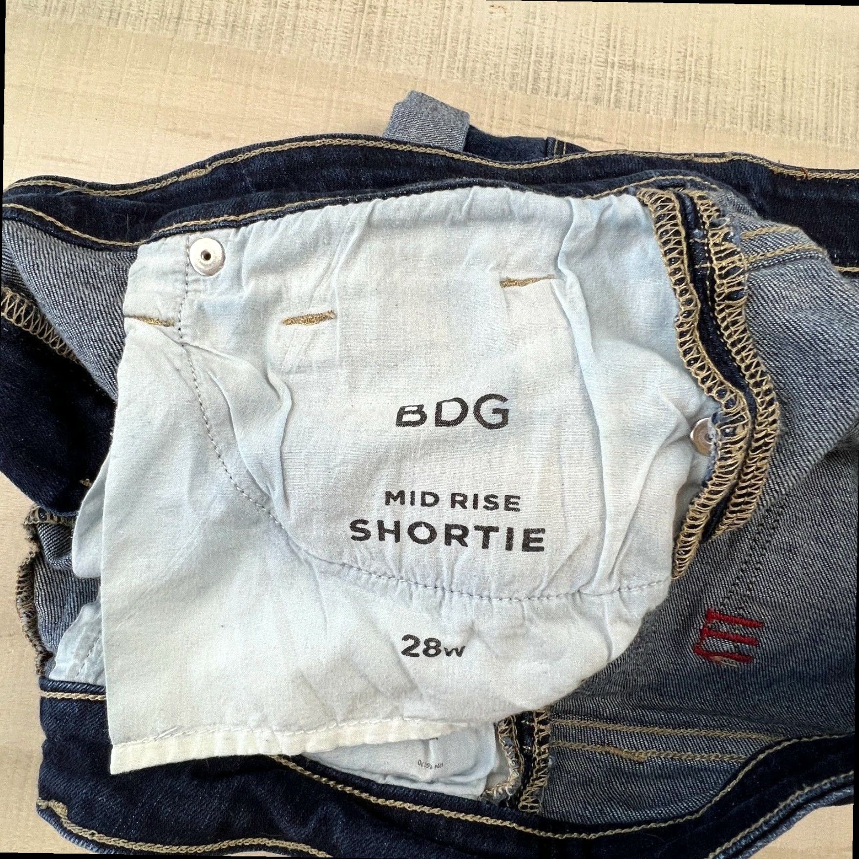 Bdg BDG Blue Denim Shorts Women's 28 Mid Rise Cut Offs Rolled Hem Size 28" / US 6 / IT 42 - 6 Thumbnail