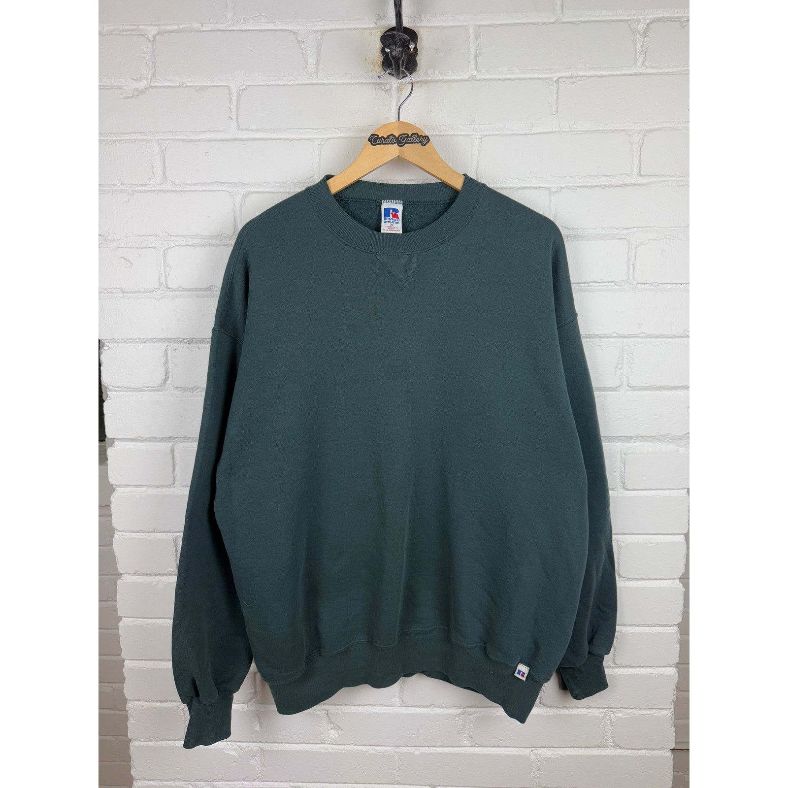 Vintage Vintage 90s Russell Athletic Boxy Fit Blank Sweatshirt XL Size US XL / EU 56 / 4 - 1 Thumbnail