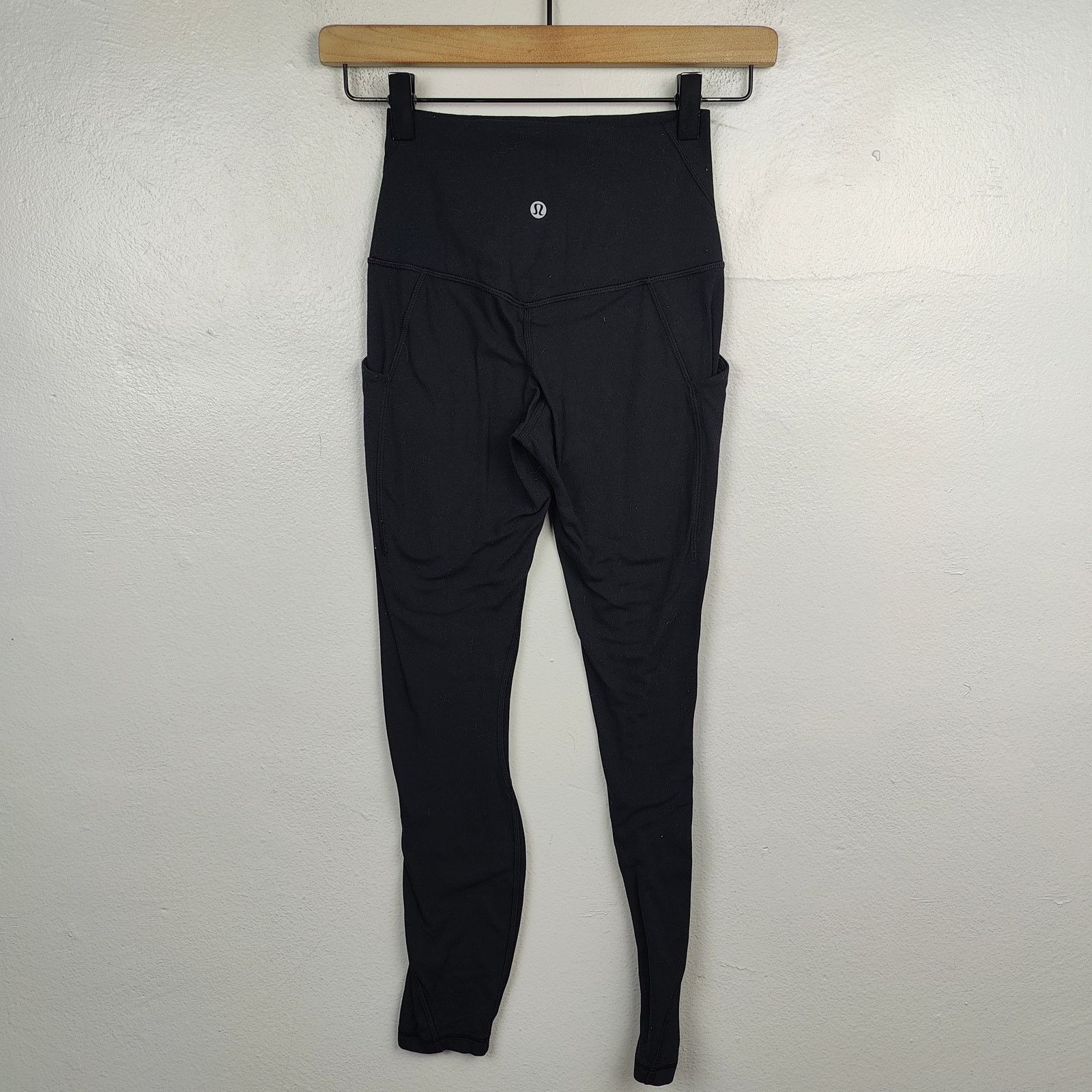 Lululemon Lululemon Align High Rise Pant with Pockets 2 25" Black Size 26" / US 2 / IT 38 - 4 Thumbnail
