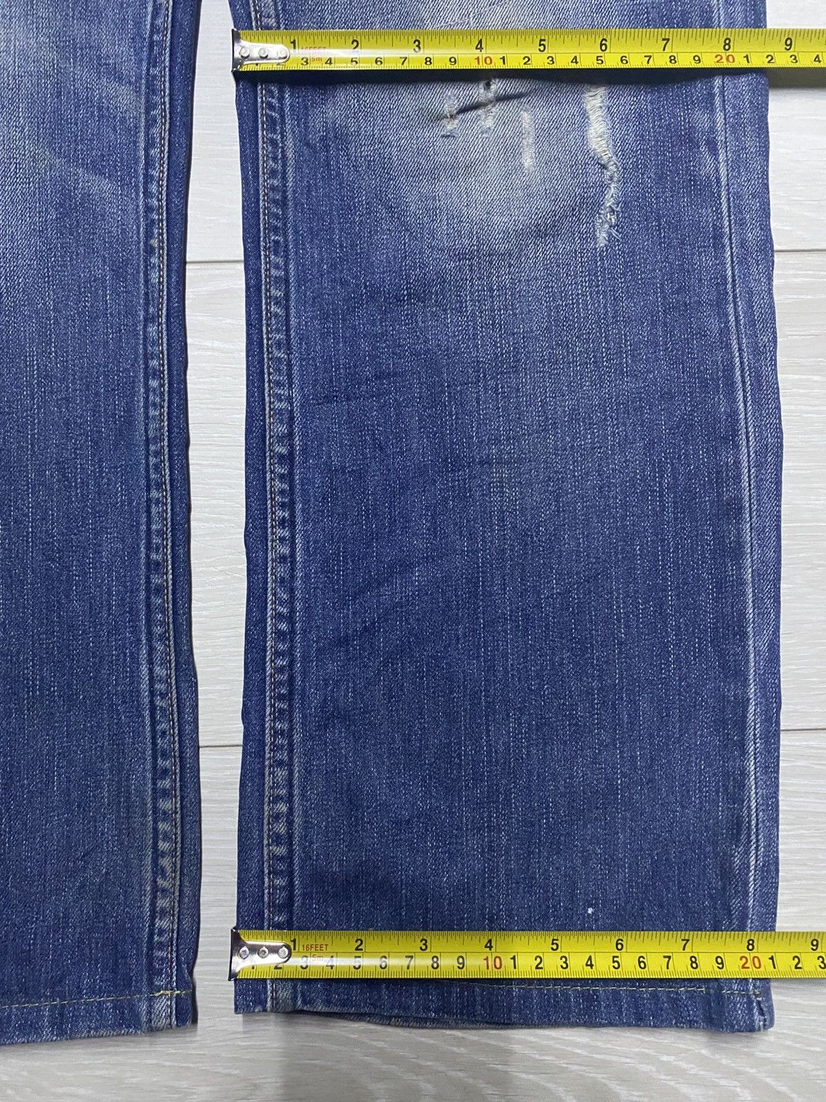 Levi's Vintage Levis 505 Faded Wash Crazy Distressed Loose Jeans Size US 31 - 15 Thumbnail