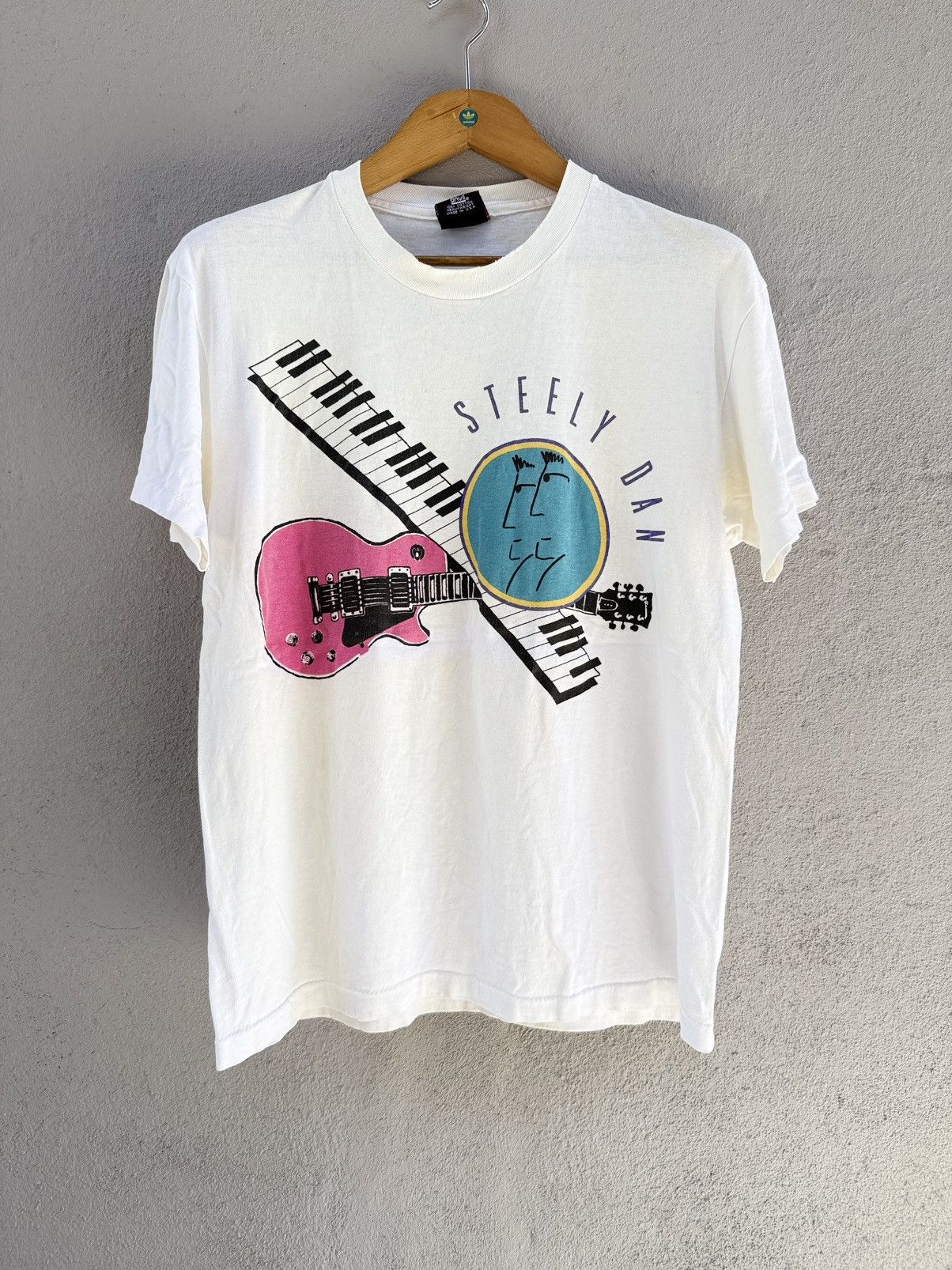 Band Tees Thrashed Vintage 90s Steely Dan Promo Sun Faded Grunge Tee Size US L / EU 52-54 / 3 - 1 Thumbnail
