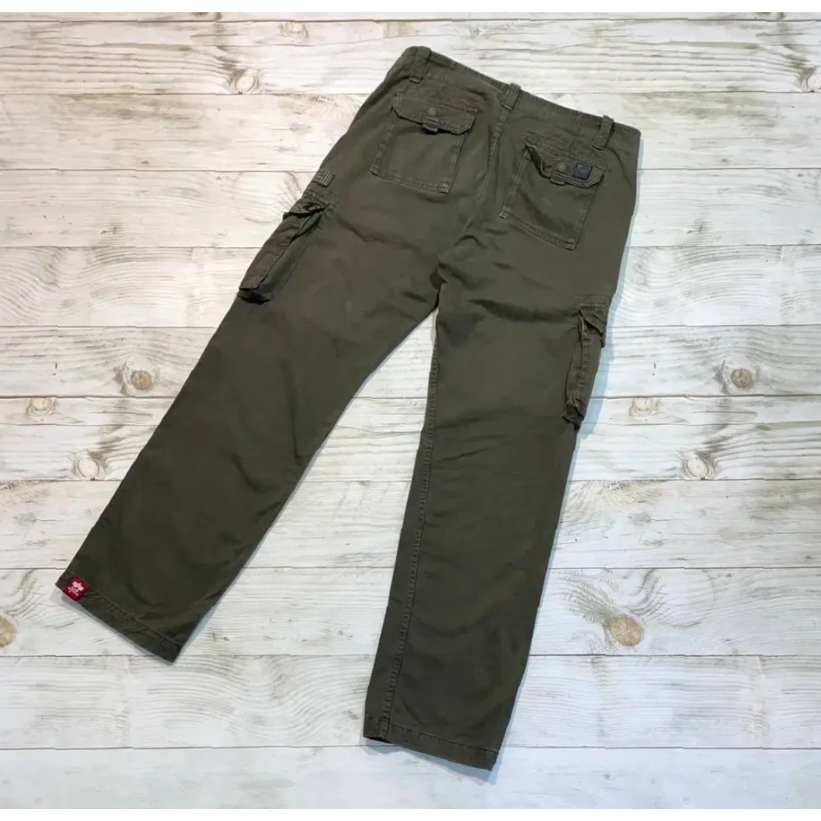 Vintage VINTAGE Alpha Cargo Pants Men L Gray Alpha Cargo Pants Mens L Gray 32in 82cm 43cm Knee Thigh Front Rise Inseam 28cm 30.5cm 10.04in 8.66in 12.01in Size US 33 - 2 Thumbnail