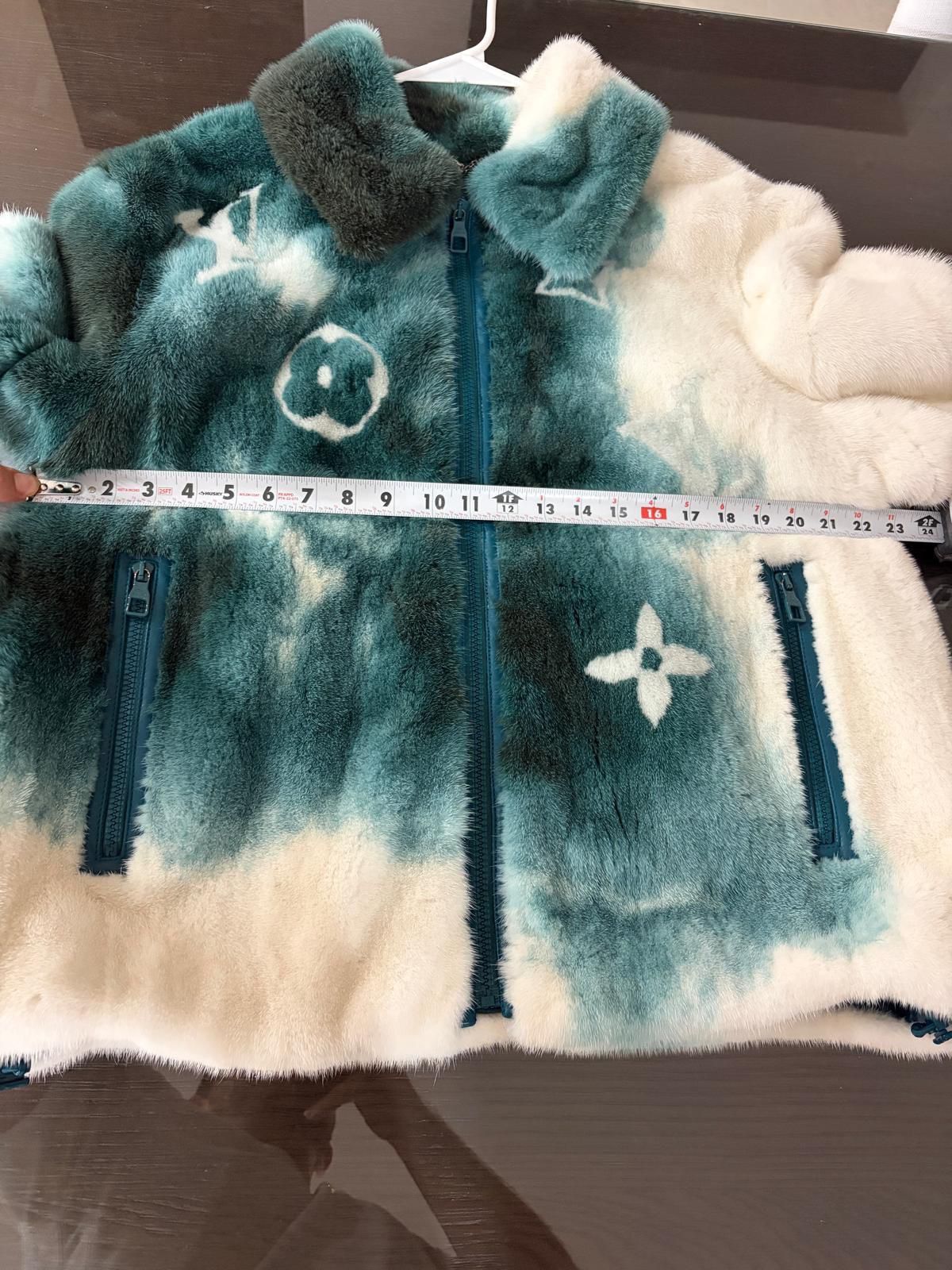 Louis Vuitton Louis Vuitton Spray Mink Bomber Jacket Size XL / US 12-14 / IT 48-50 - 11 Thumbnail