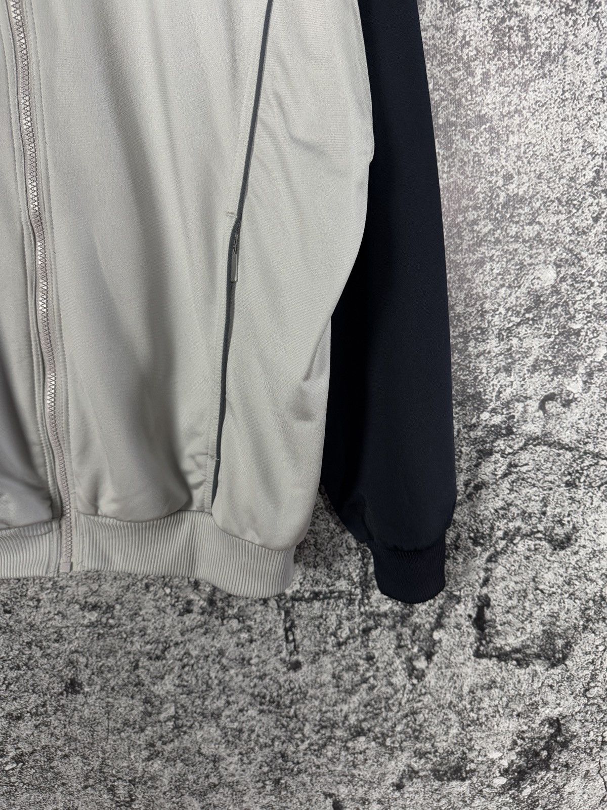 Adidas Men’s Adidas Vintage 90s Track Jacket Streetwear Size M Size US M / EU 48-50 / 2 - 6 Thumbnail