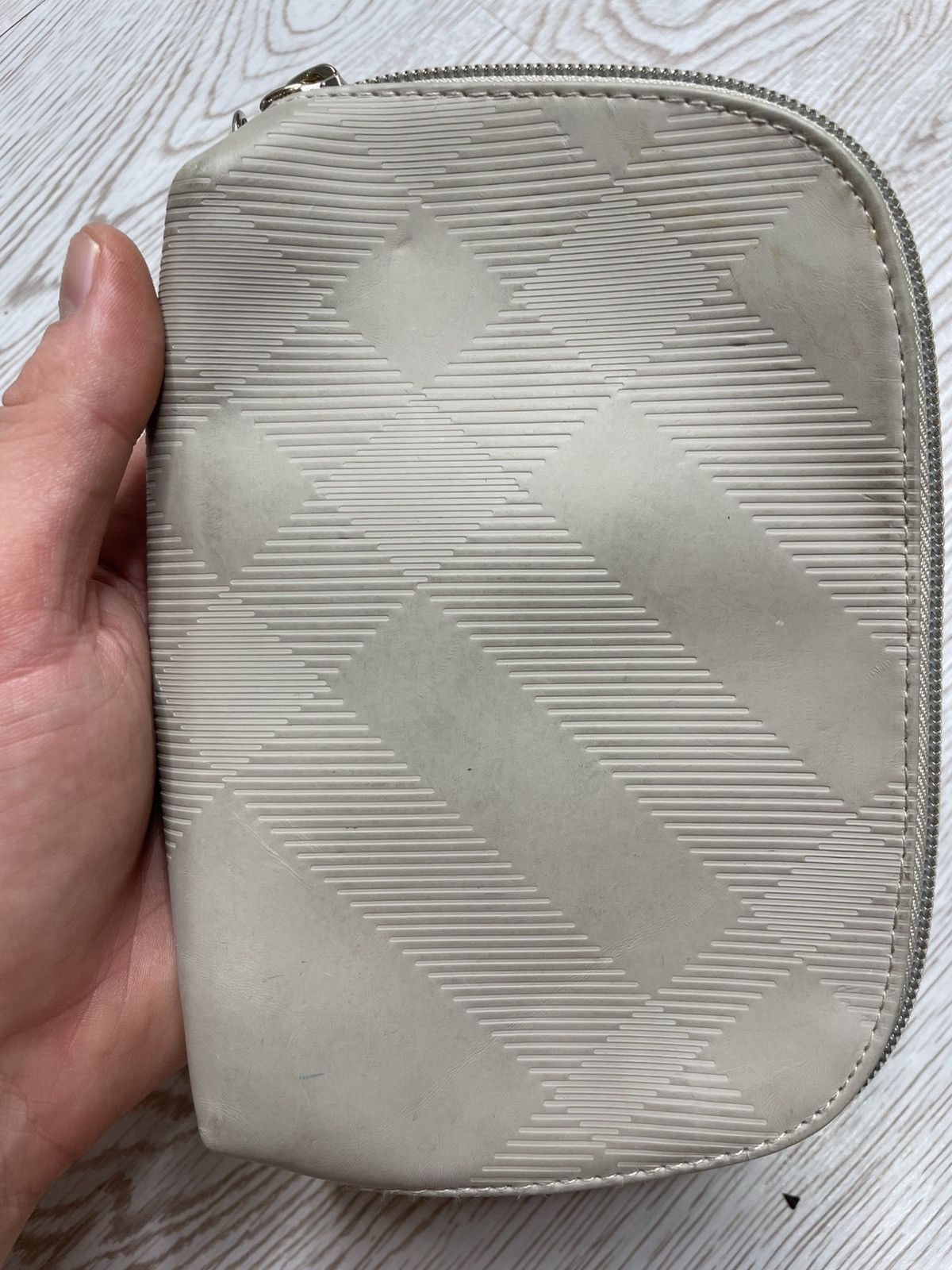 Burberry Burberry Beauty Cosmetic Bag Size ONE SIZE - 3 Thumbnail