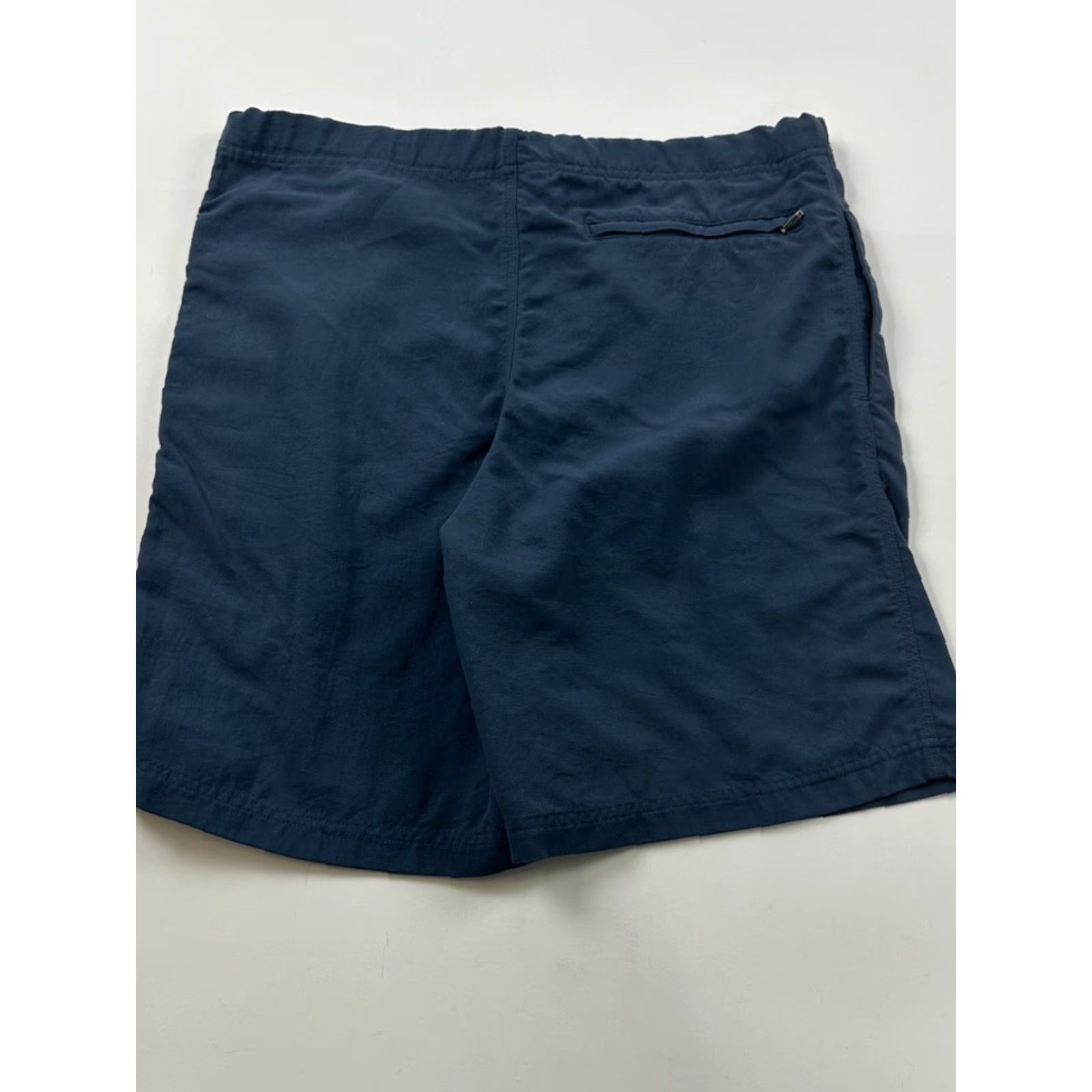 Helly Hansen VINTAGE Helly Hansen Shorts Bermuda Men S Blue Belted Elastic Worn Out 90s Outdoor Hiking Belted Front Flat Front Solid 34 in Waist Mens Size US 29 - 2 Thumbnail