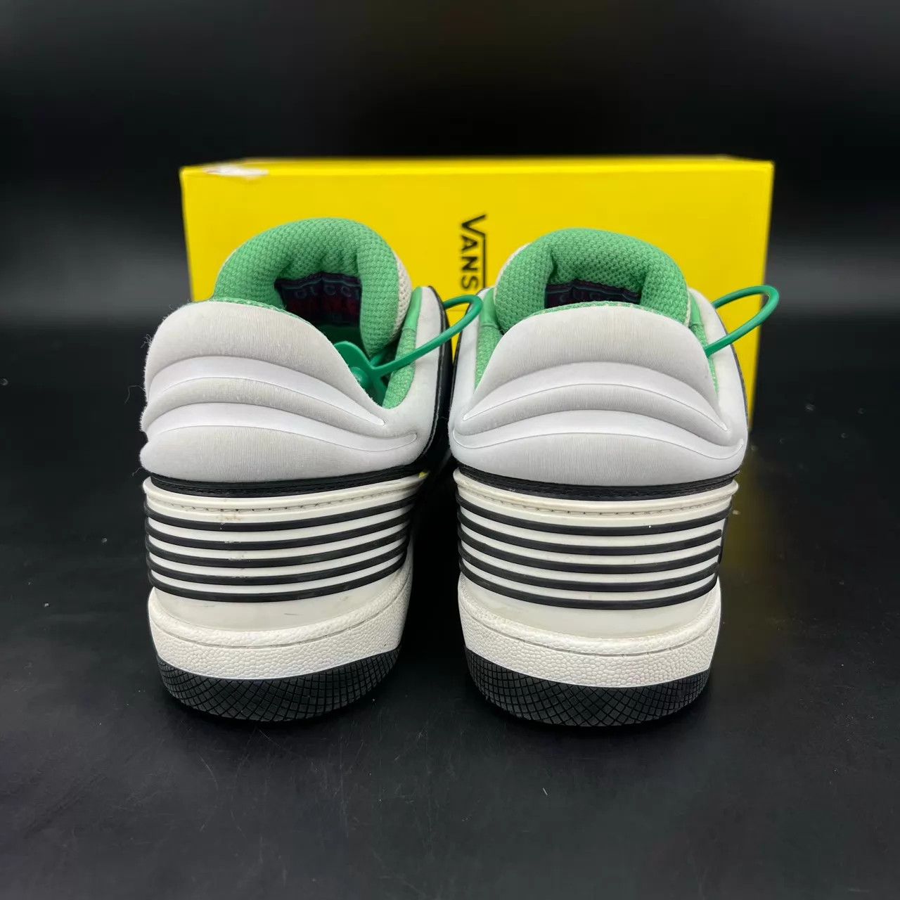 Gucci GUCCI Basket Green/White/Black 7.5 Boxed Size US 7.5 / EU 40-41 - 5 Thumbnail
