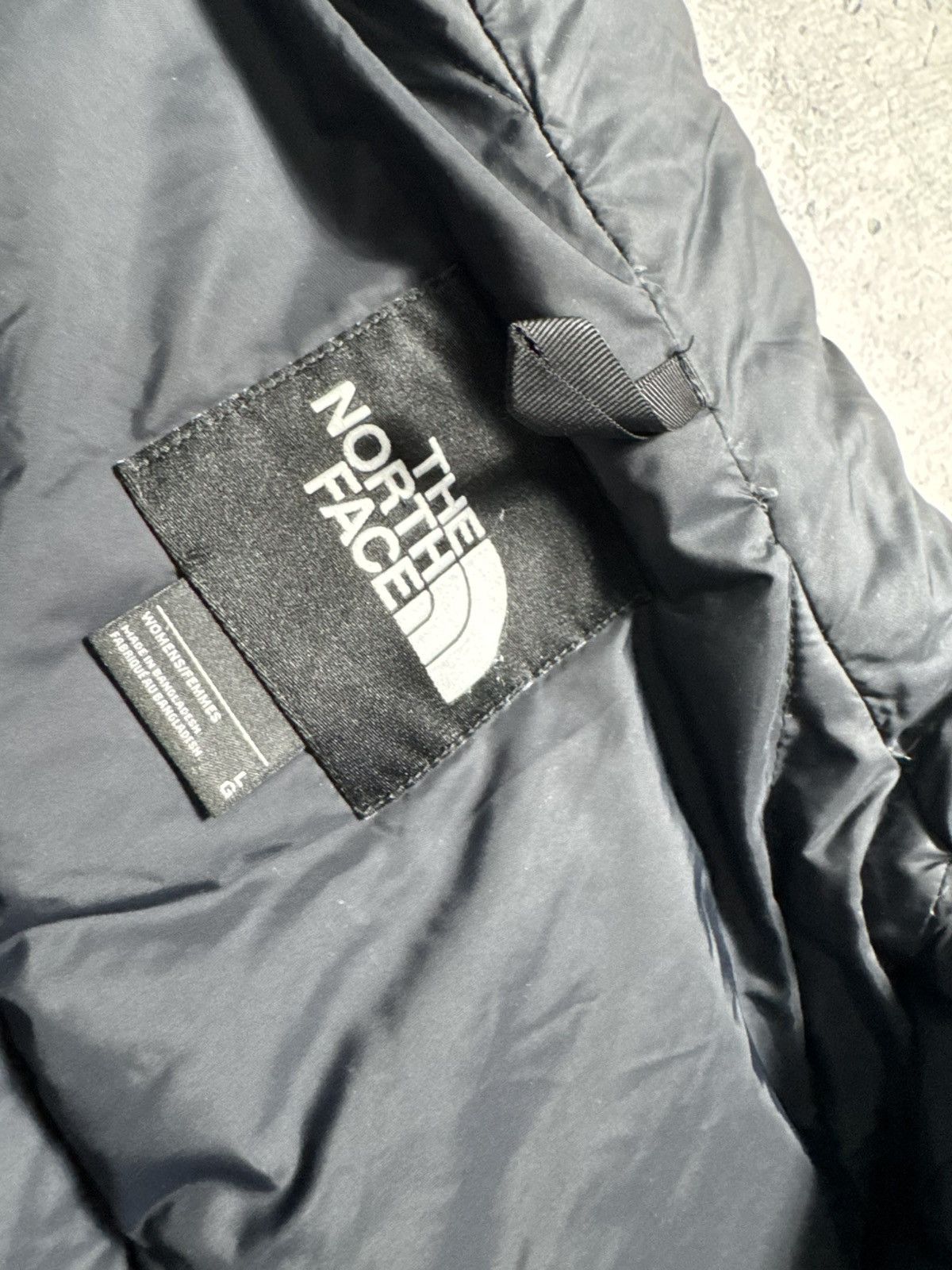 The North Face The North Face 700 Nuptse Black Down Pufffer Jacket Size L / US 10 / IT 46 - 8 Thumbnail