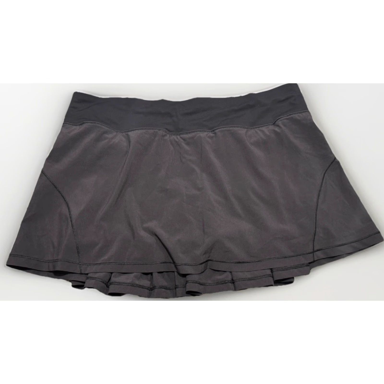 Lululemon LULULEMON Women's SZ 10 REG CIRCUIT BREAKER II Skirt Skort Dark Gray Solid Pattern Lightweight Pockets Lined Pleated Polyester Spandex Casual Travel Size 32" / US 10 / IT 46 - 2 Thumbnail