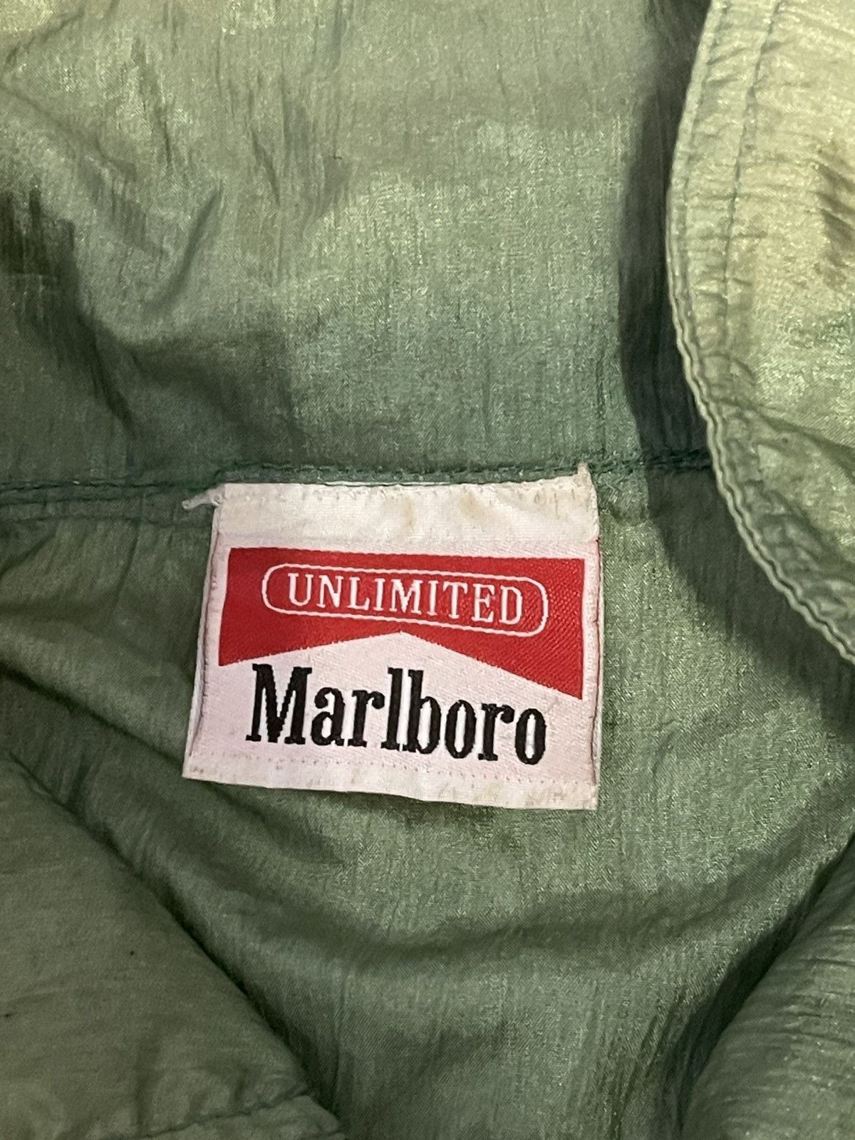 Marlboro Unlimited VINTAGE 90s Marlboro Unlimited Gear Nylon Windbreaker Jacket Size US M / EU 48-50 / 2 - 3 Thumbnail