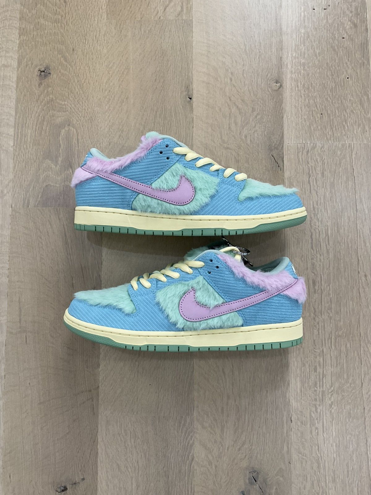 Nike Nike SB x Verdy Dunk Low Pro Visty FN6040-400 Size US 11 / EU 44 - 4 Thumbnail