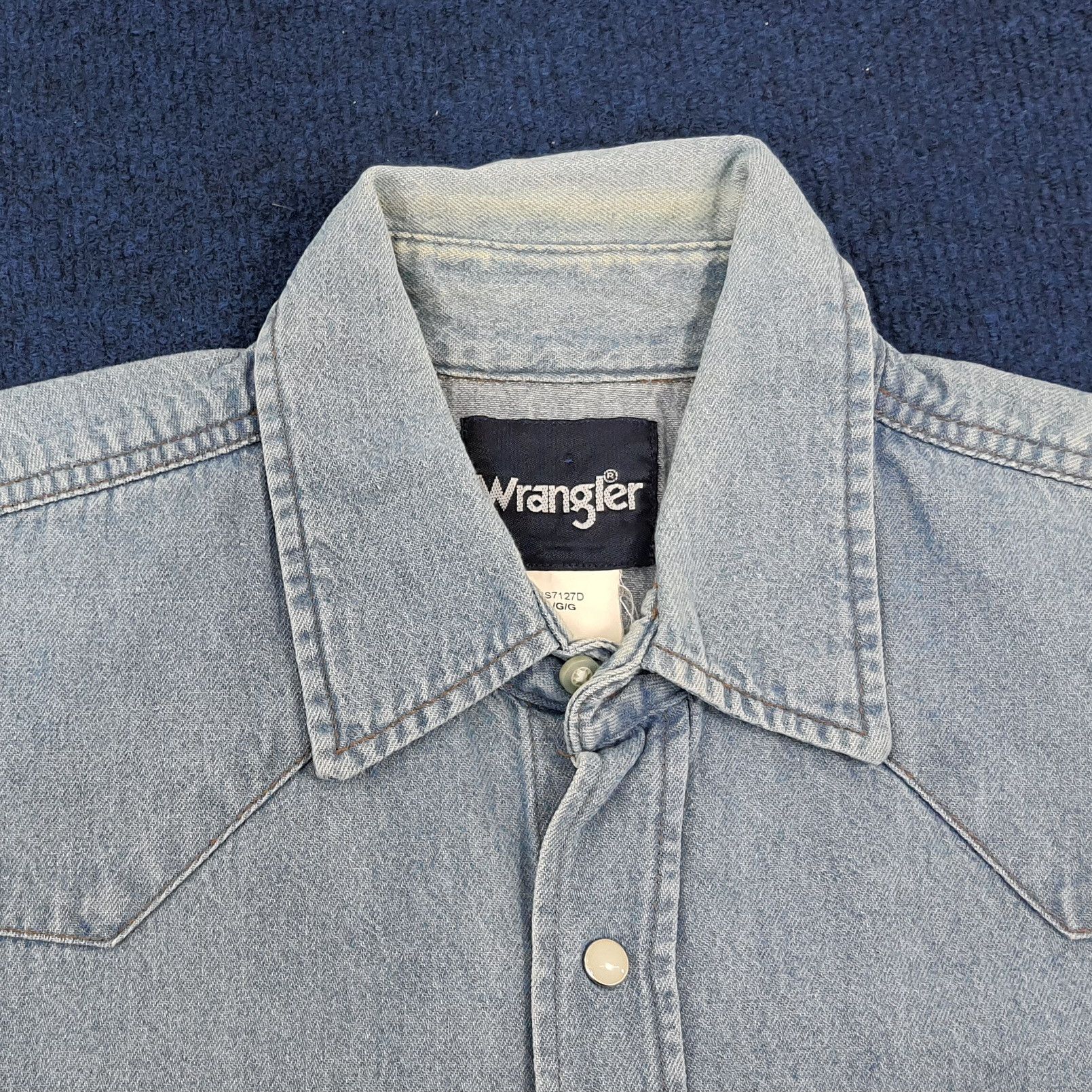 Vintage × Wrangler Vintage Wrangler USA American Fashion Style Denim Shirt Size US XL / EU 56 / 4 - 4 Thumbnail