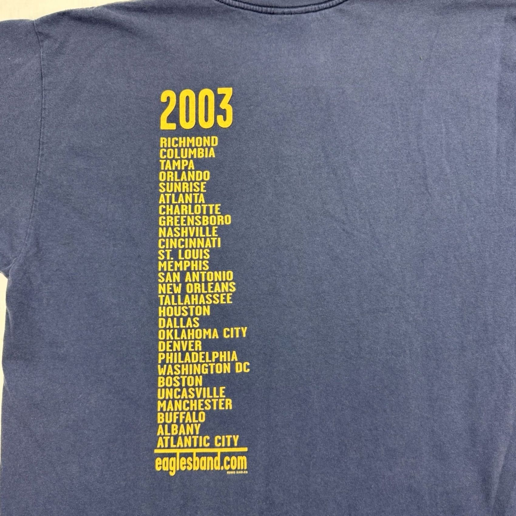 Gildan VINTAGE Eagle Band T Shirt 2003 Tour Music Rock Band Farewell Tour Adult XL Blue Mens Size US XL / EU 56 / 4 - 2 Thumbnail