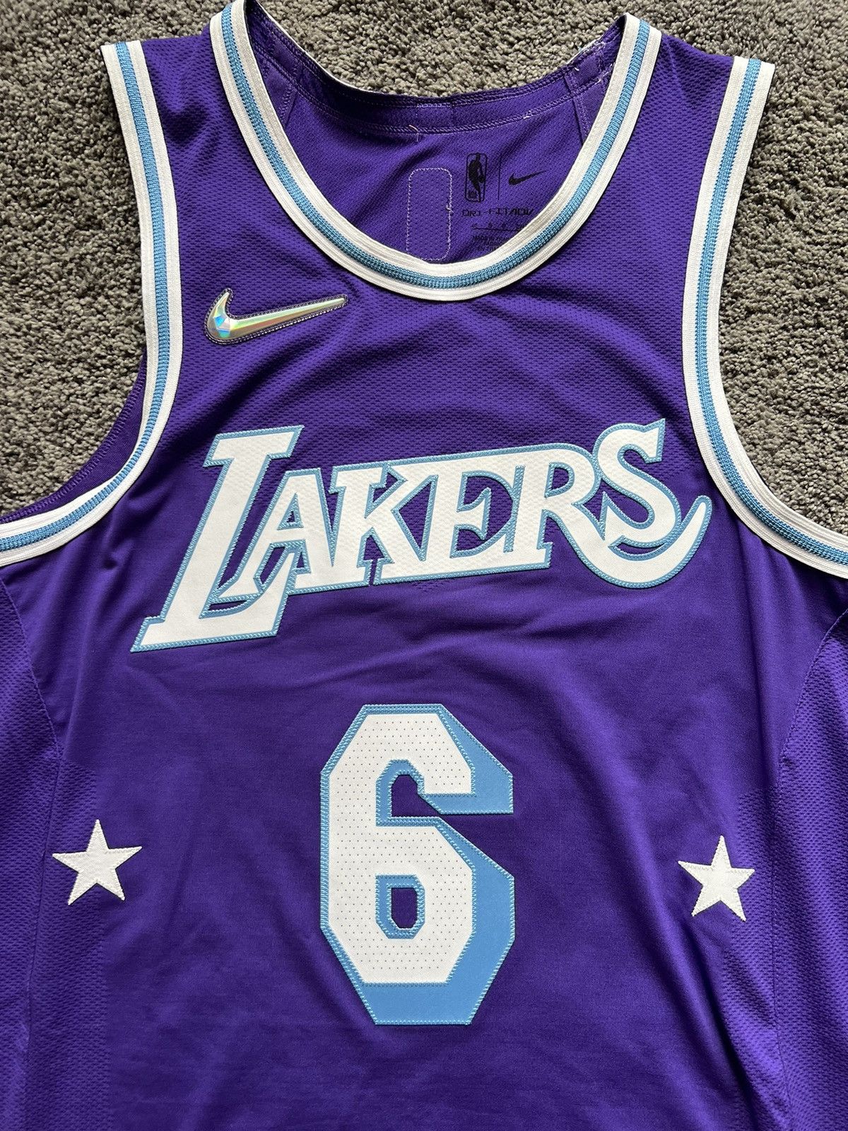 NBA × Nike Lebron James authentic Nike jersey Size US S / EU 44-46 / 1 - 3 Thumbnail