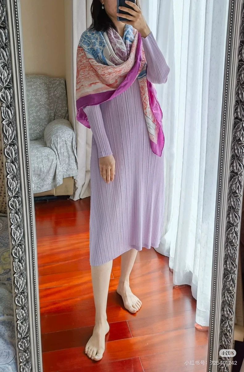 Issey Miyake Issey Miyake Purple dress Size L / US 10 / IT 46 - 8 Thumbnail