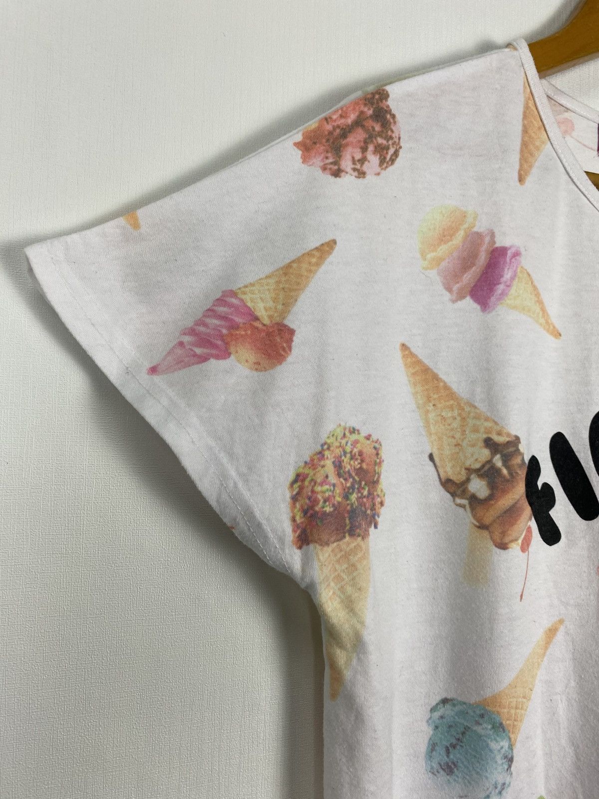 Fiorucci Fiorucci Womens Tee Size M / US 6-8 / IT 42-44 - 6 Thumbnail