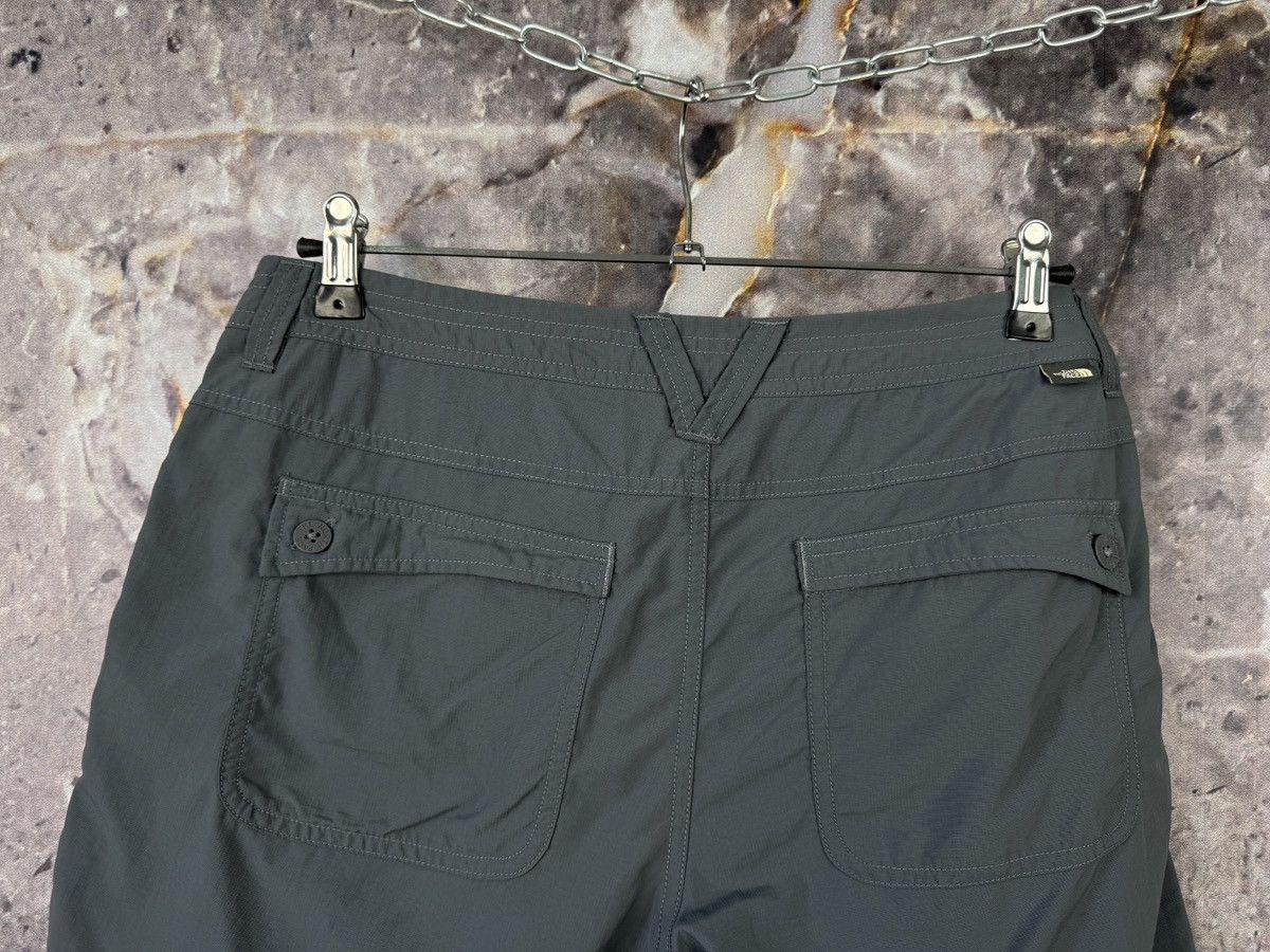 Arc'teryx × The North Face Women’s The North Face Shorts Outdoor Size EU 8 Size 30" / US 8 / IT 44 - 10 Thumbnail
