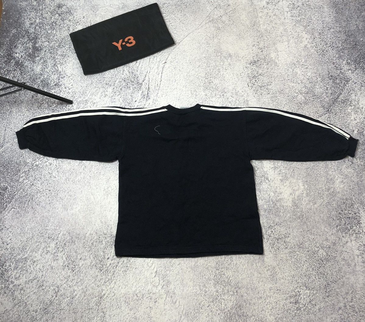 Adidas Men’s sweater adidas vintage y2k Size US M / EU 48-50 / 2 - 6 Thumbnail