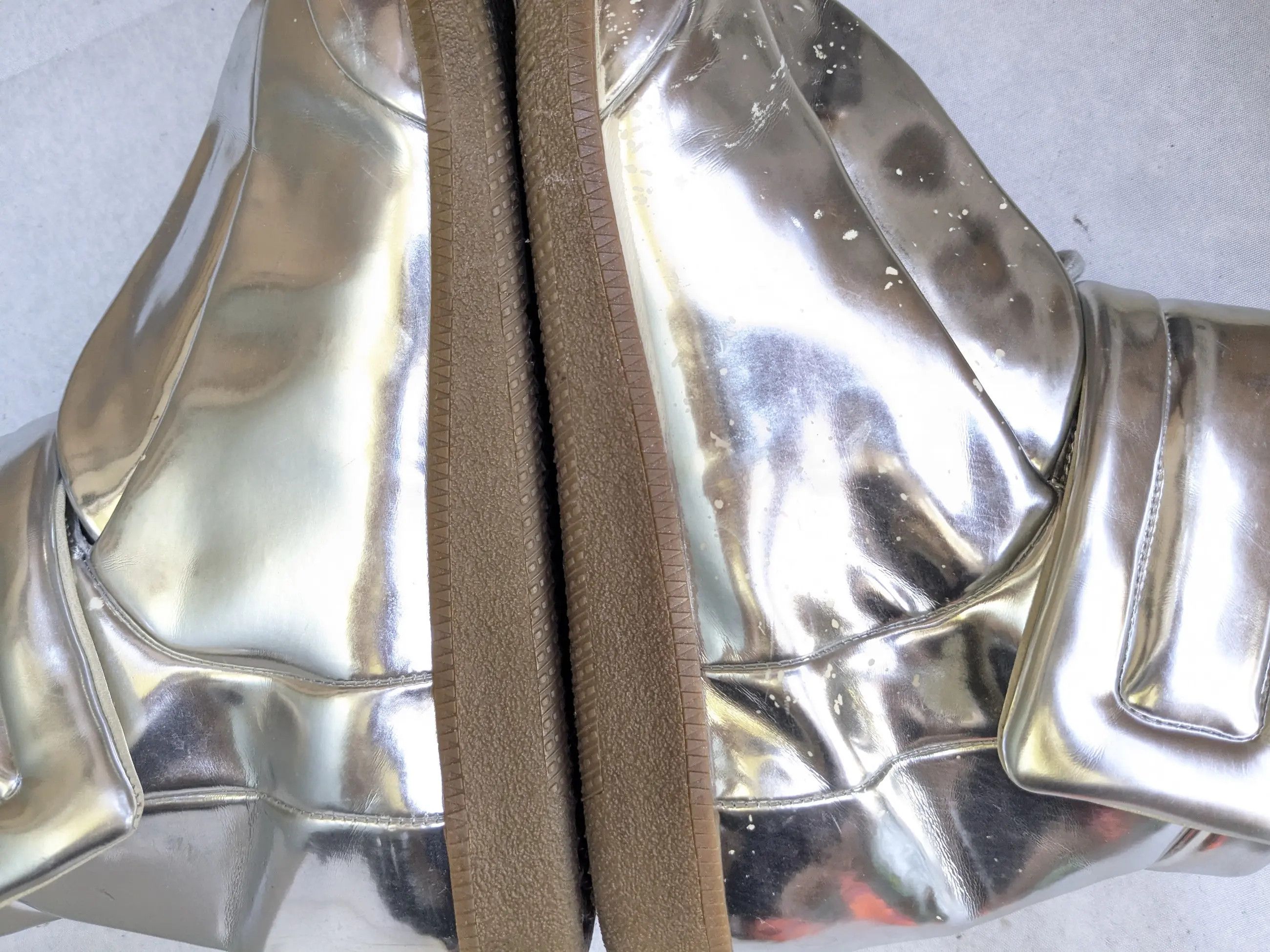Maison Margiela Maison Margiela Future Silver High Top Sneakers 13 46 Size US 13 / EU 46 - 12 Thumbnail
