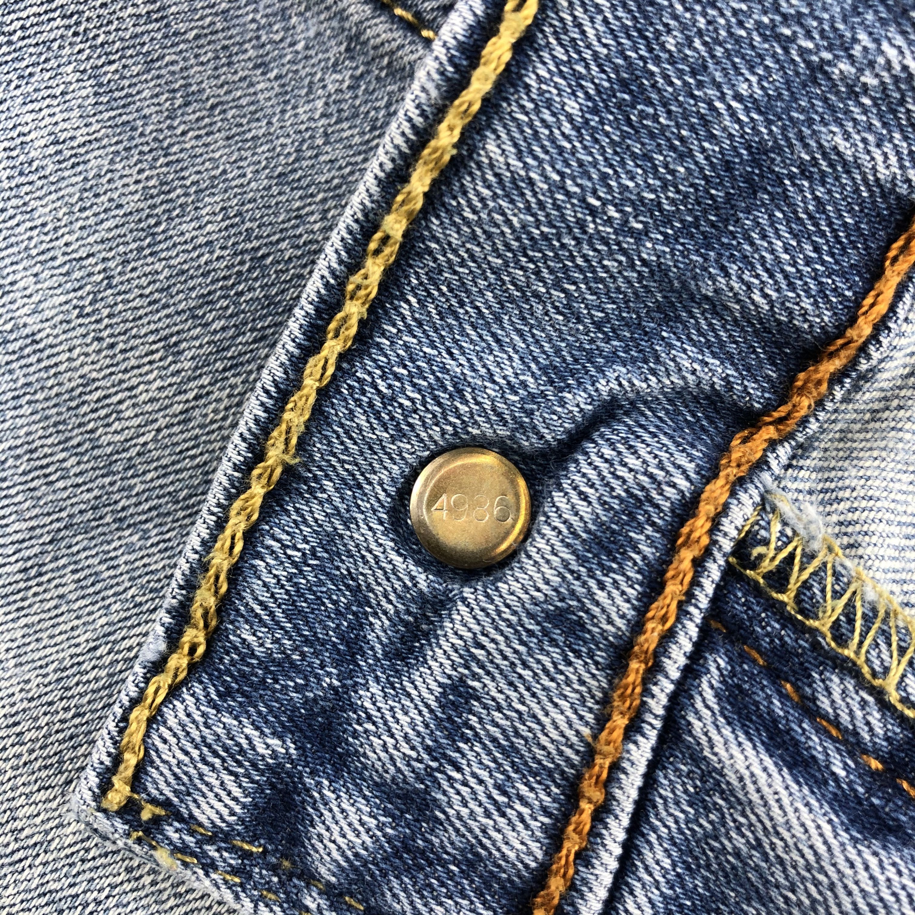 Levi's Vintage Light Wash Levis Jeans-J2130 Size US 31 - 8 Thumbnail