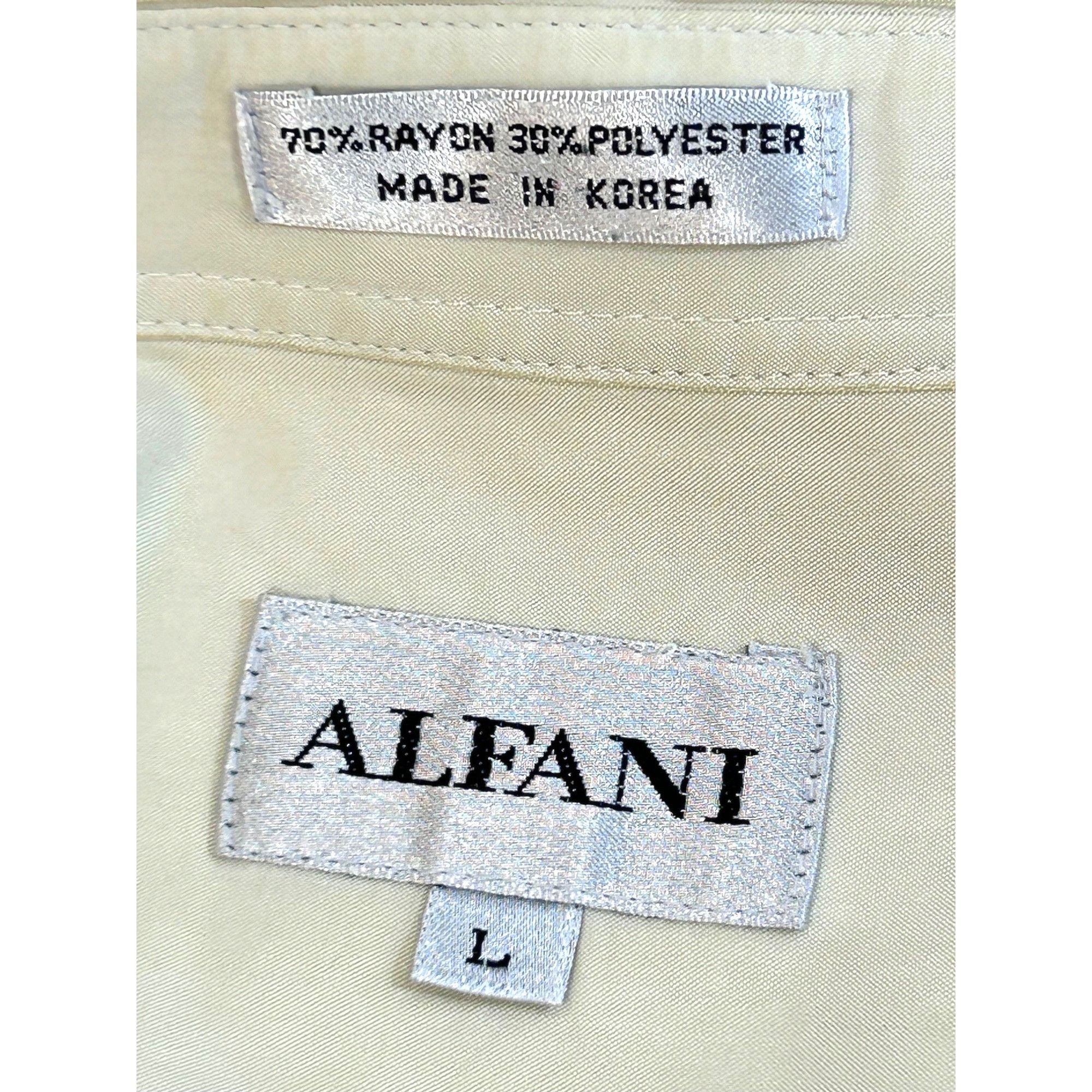 Alfani Alfani Men’s Button Up Shirt L Pale Yellow Short Sleeve Vtg Size US L / EU 52-54 / 3 - 5 Thumbnail