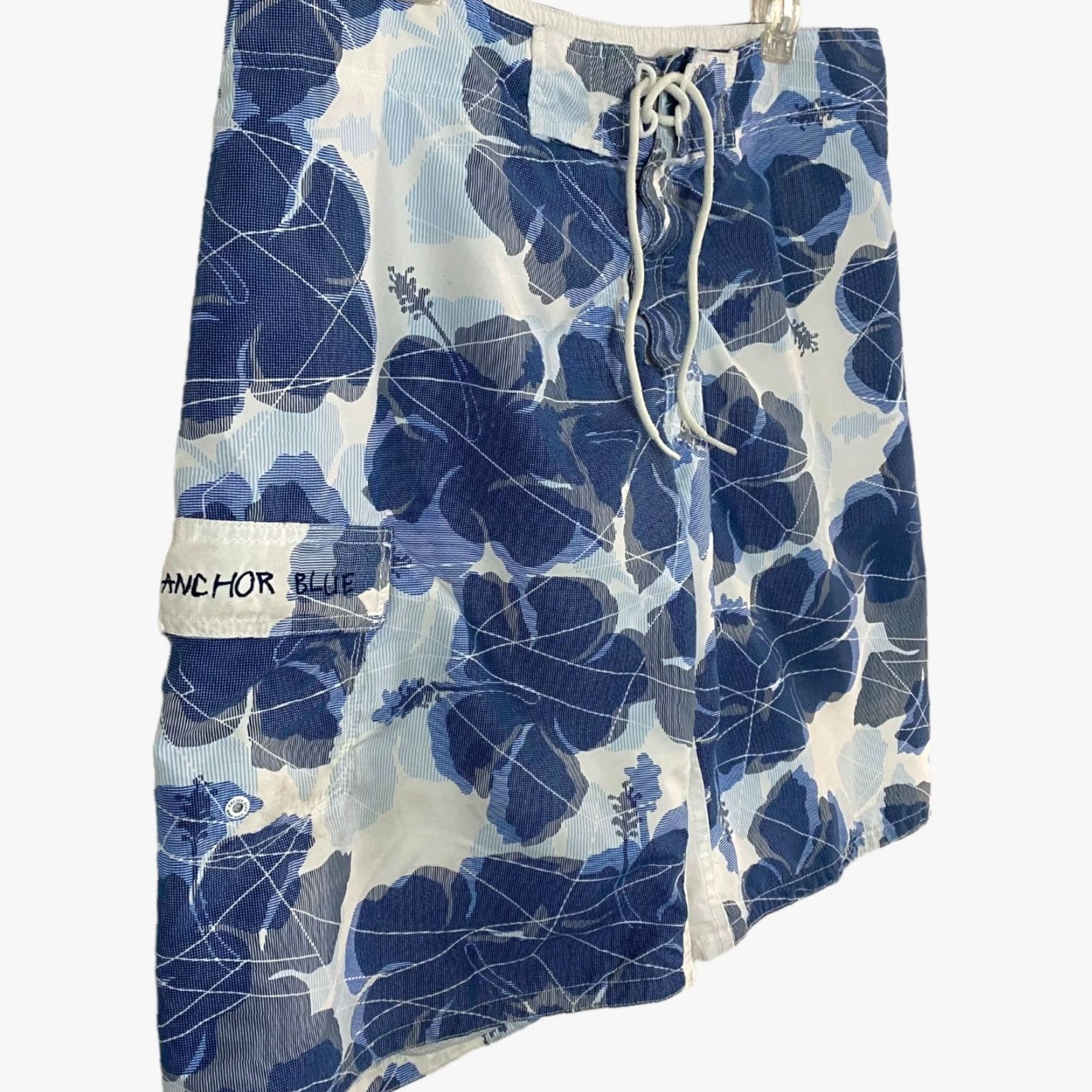 Anchor Blue VINTAGE Anchor Blue Board Shorts Mens 36 White Blue Surf Swim Tropical Print Pockets 100% Polyester Beach Size US 36 / EU 52 - 3 Thumbnail