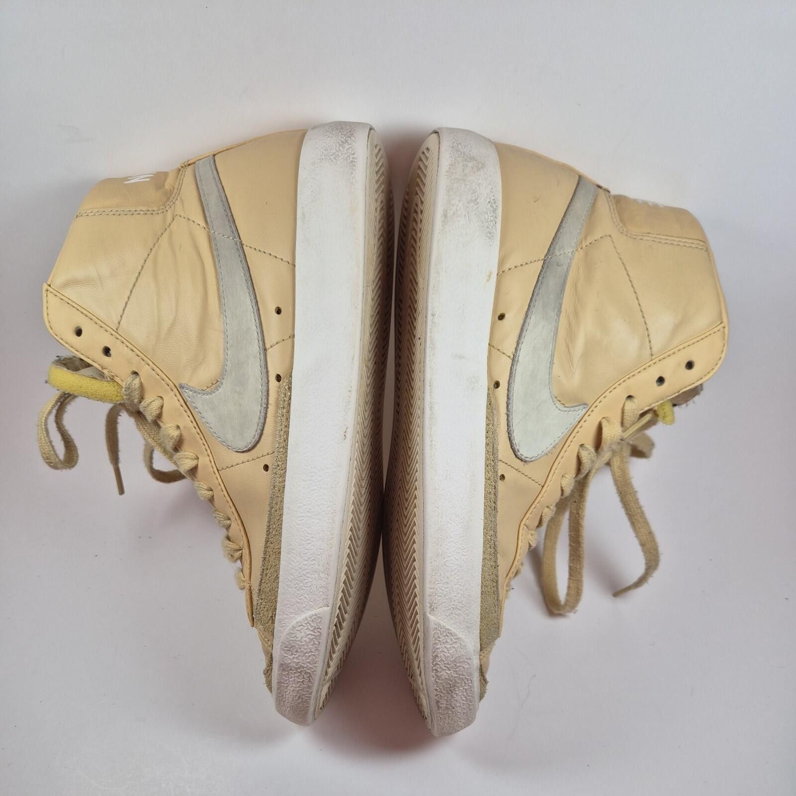 Nike Nike Shoes Women Sz 9 Blazer High Top Sneakers Y2K Preppy Size US 9 / IT 39 - 3 Thumbnail