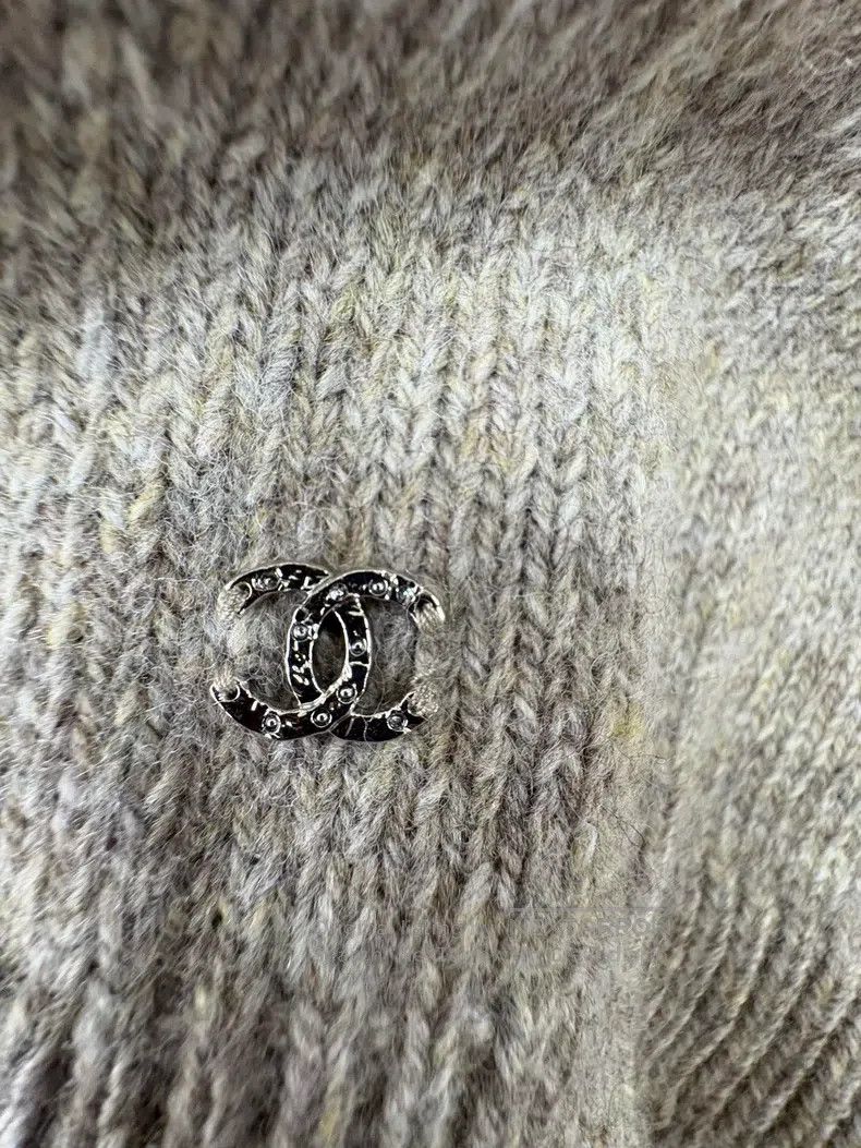 Chanel Chanel Ski series clover cashmere sweater Size XXS / US 00 / IT 34 - 4 Thumbnail