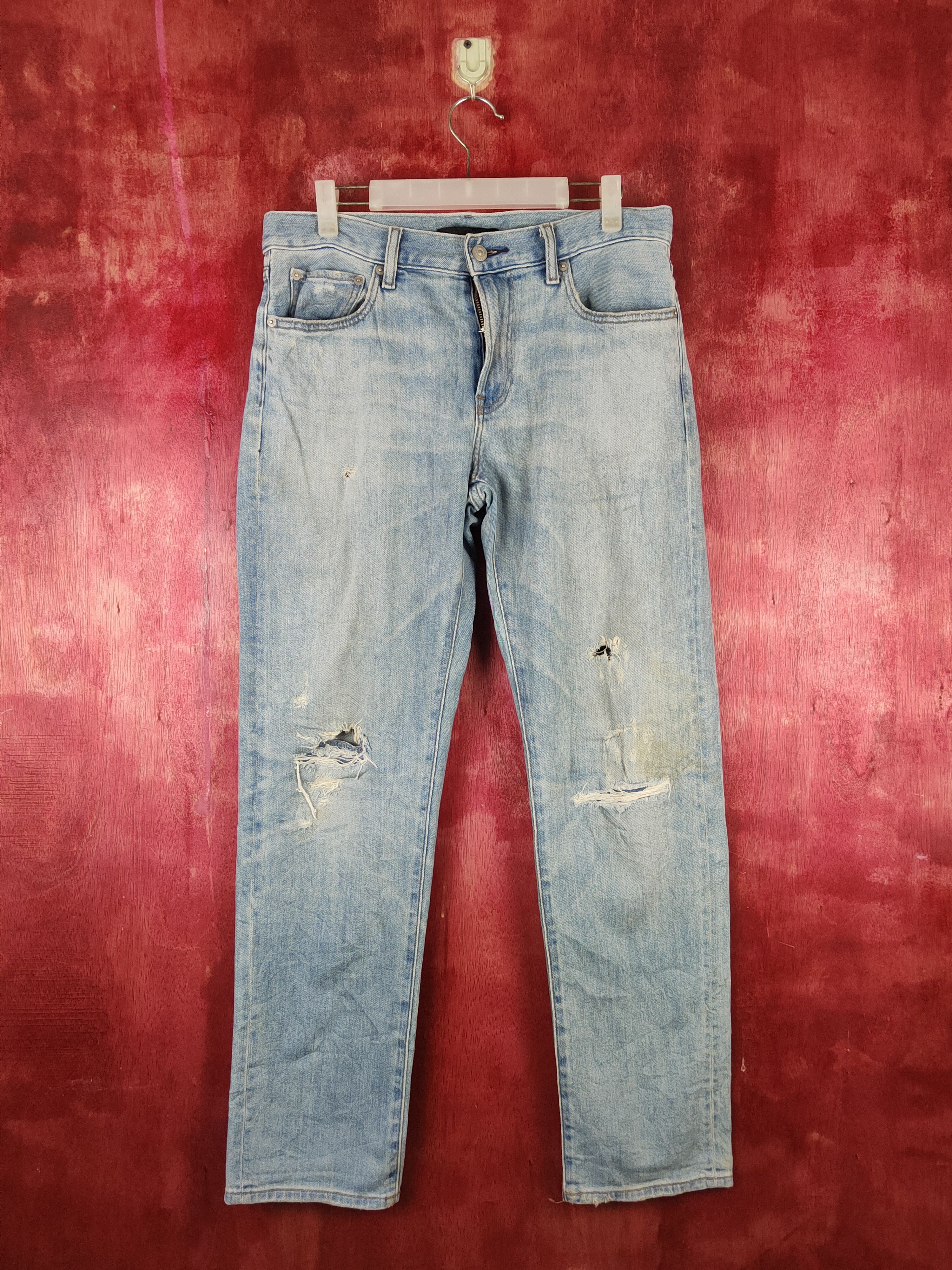 Uniqlo Blue Faded Distressed Ripped Jeans #S1658
