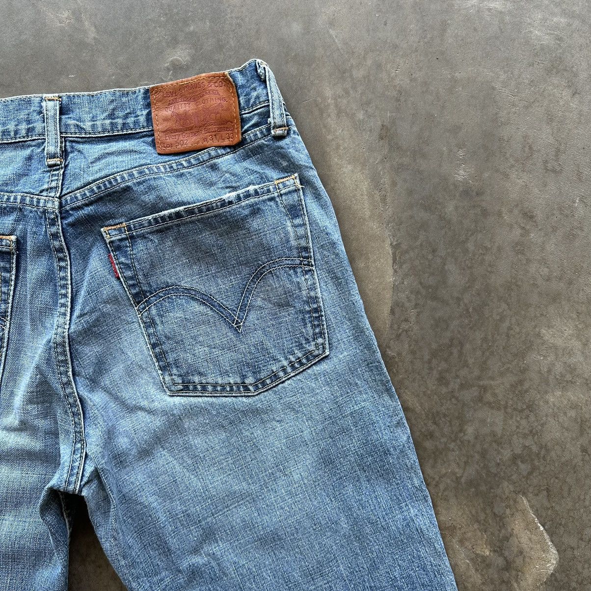 Levi's Vintage Levi’s 502 Distressed Faded Denim Jean Pant W30 Size US 30 / EU 46 - 14 Thumbnail