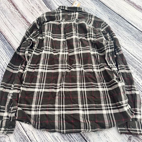 Eddie Bauer NWT Eddie Bauer Black, White, and Red Plaid Cotton Button Do Size US L / EU 52-54 / 3 - 4 Thumbnail