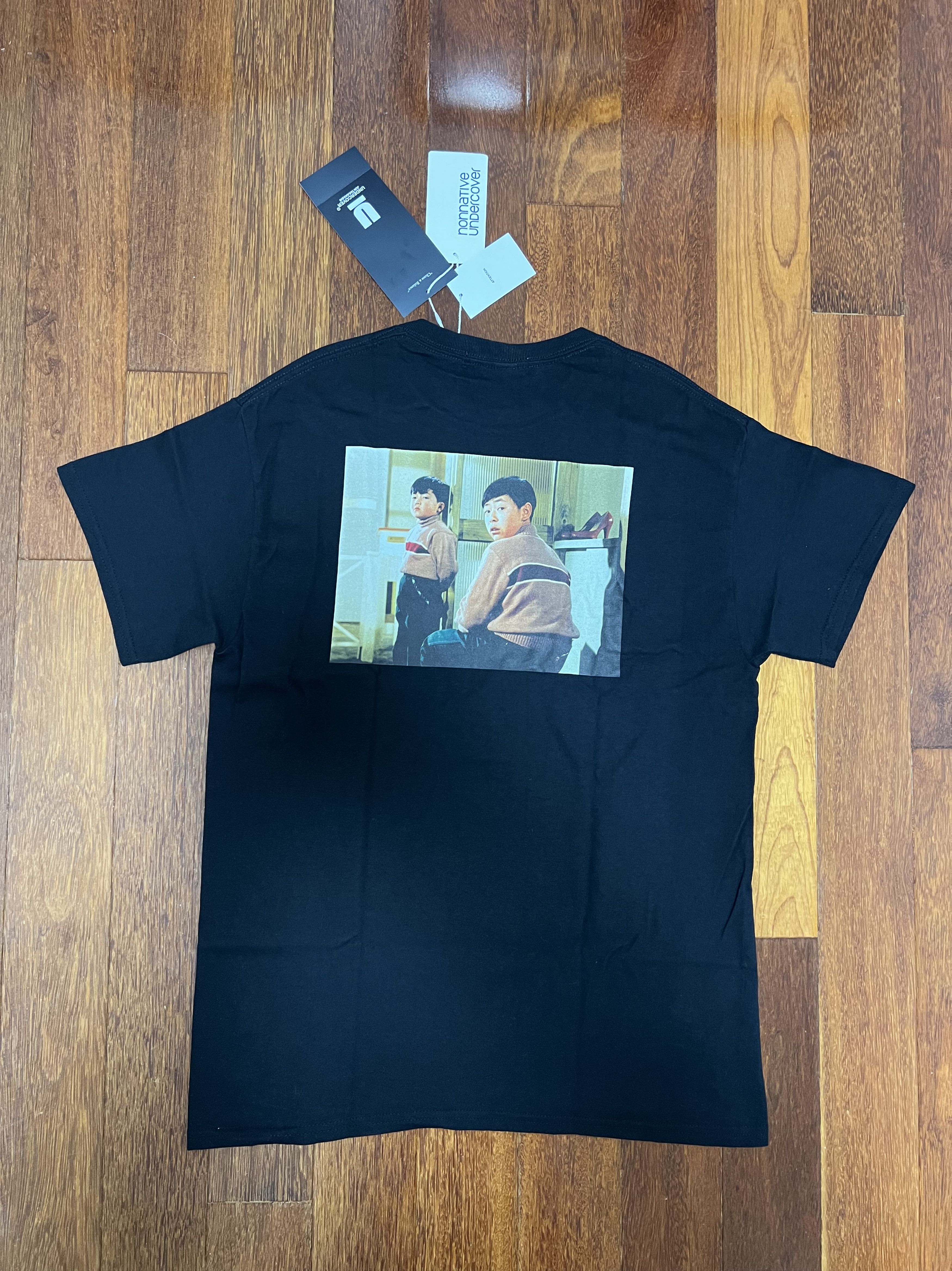 Nonnative × Undercover 💚 Undercover x Nonnative x Yasujirō Ozu "Good Morning" Tee Size US M / EU 48-50 / 2 - 2 Thumbnail