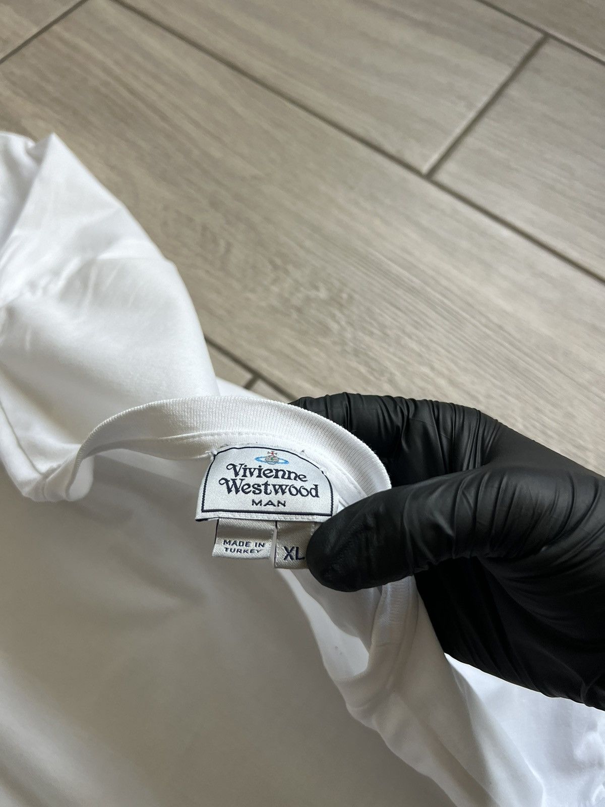 Vivienne Westwood Vivienne Westwood T-Shirt Vintage White Hype Size US XL / EU 56 / 4 - 7 Thumbnail