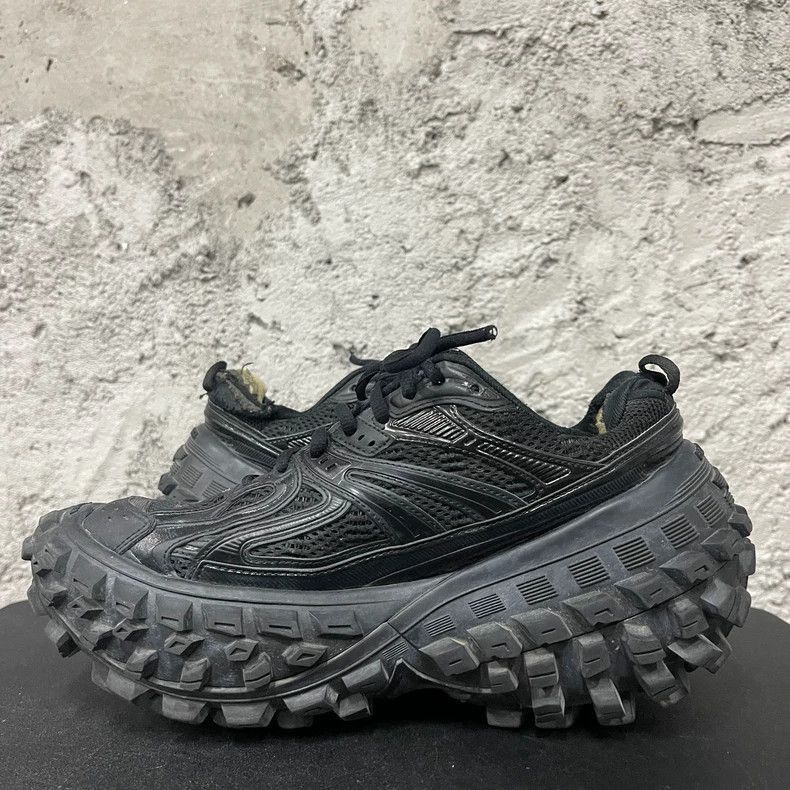 Balenciaga Balenciaga Tire Sneakers Size 41 Size US 8 / EU 41 - 5 Thumbnail