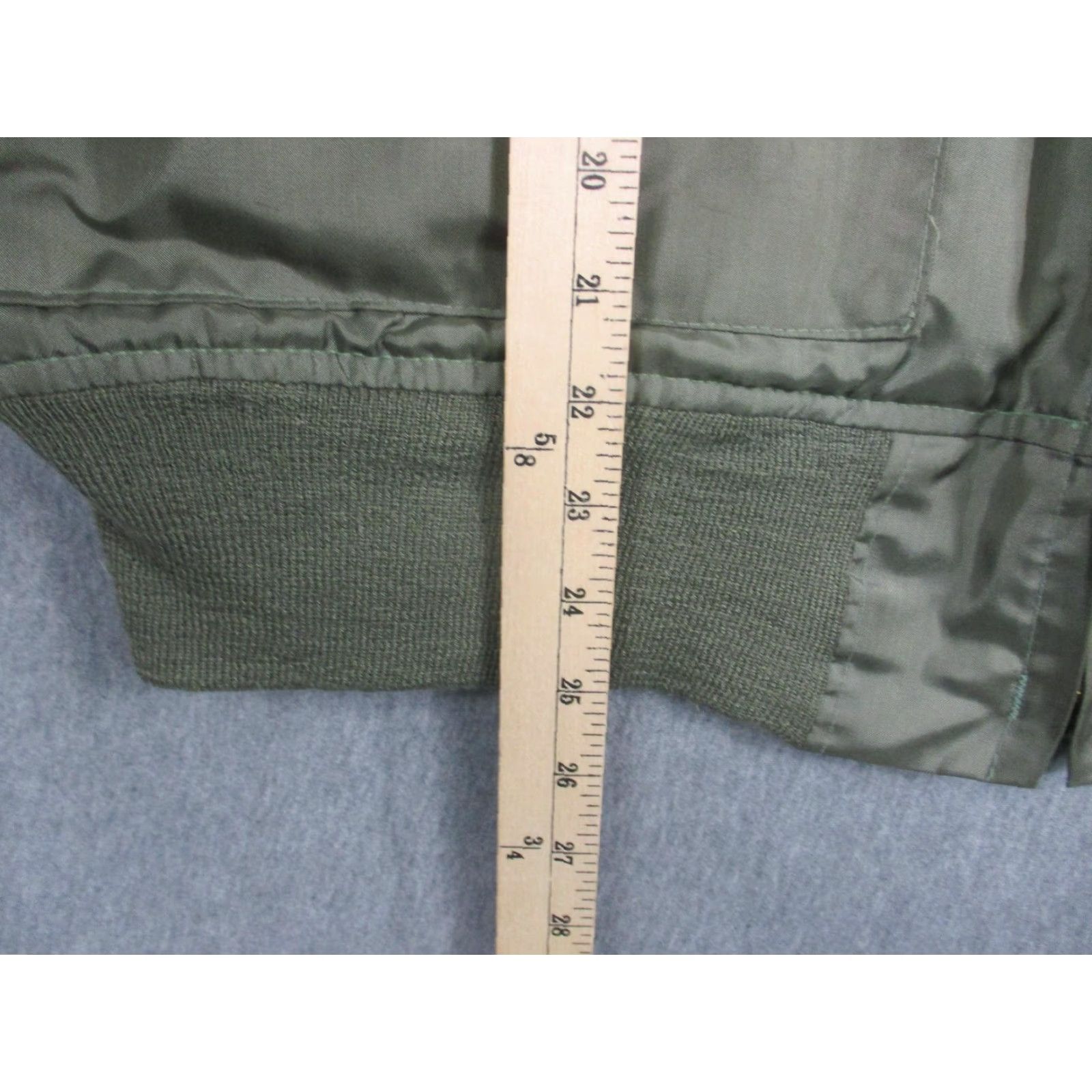 Alpha Industries VINTAGE CWU-36P flight jacket Large Men Bomber Jacket Green USA Army Aviation Aramid Nomex Size US L / EU 52-54 / 3 - 6 Thumbnail
