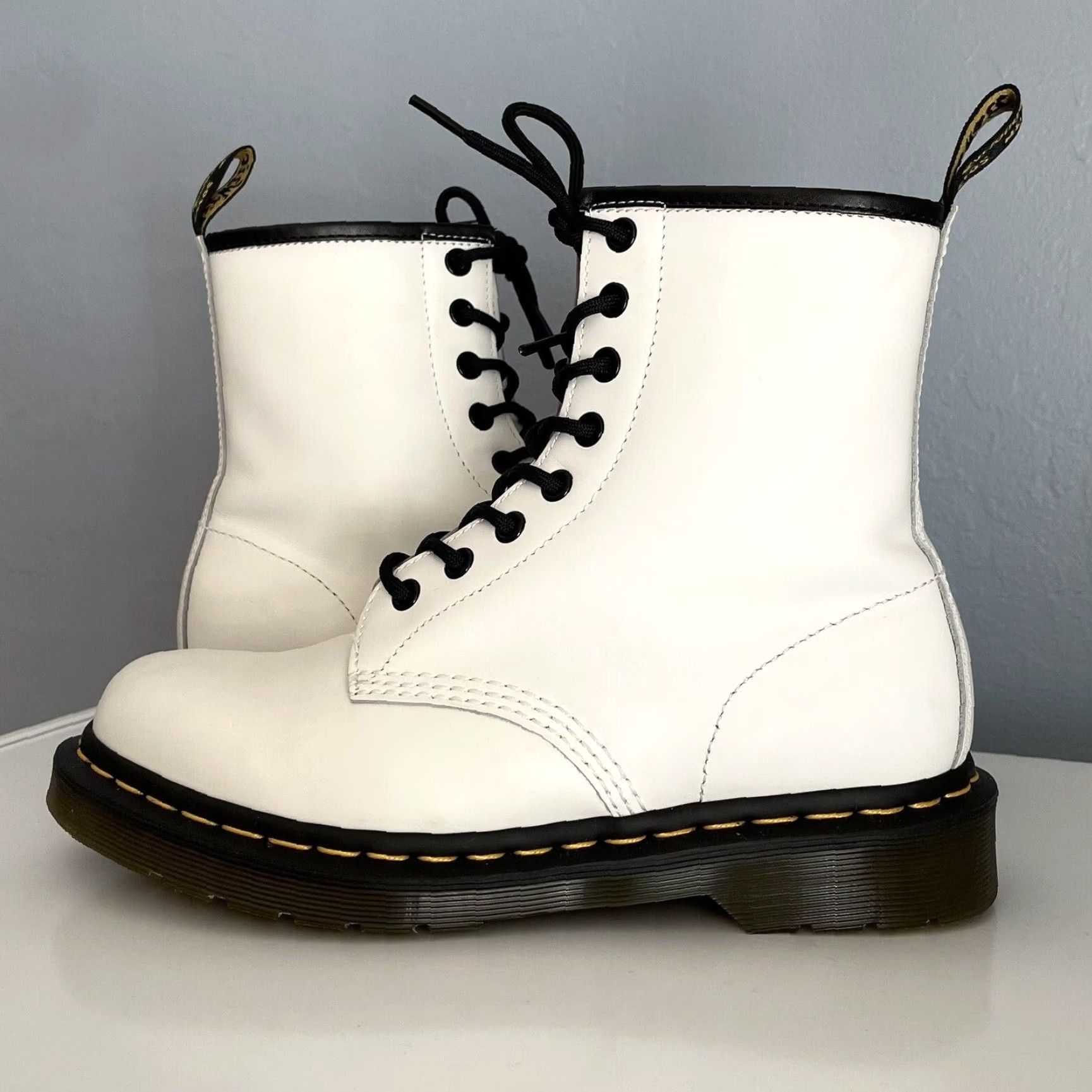 Dr. Martens VINTAGE Dr. Martens 1460 White Leather Lace Up Combat Boots Women 6 Worn Once Size US 6 / IT 36 - 2 Thumbnail