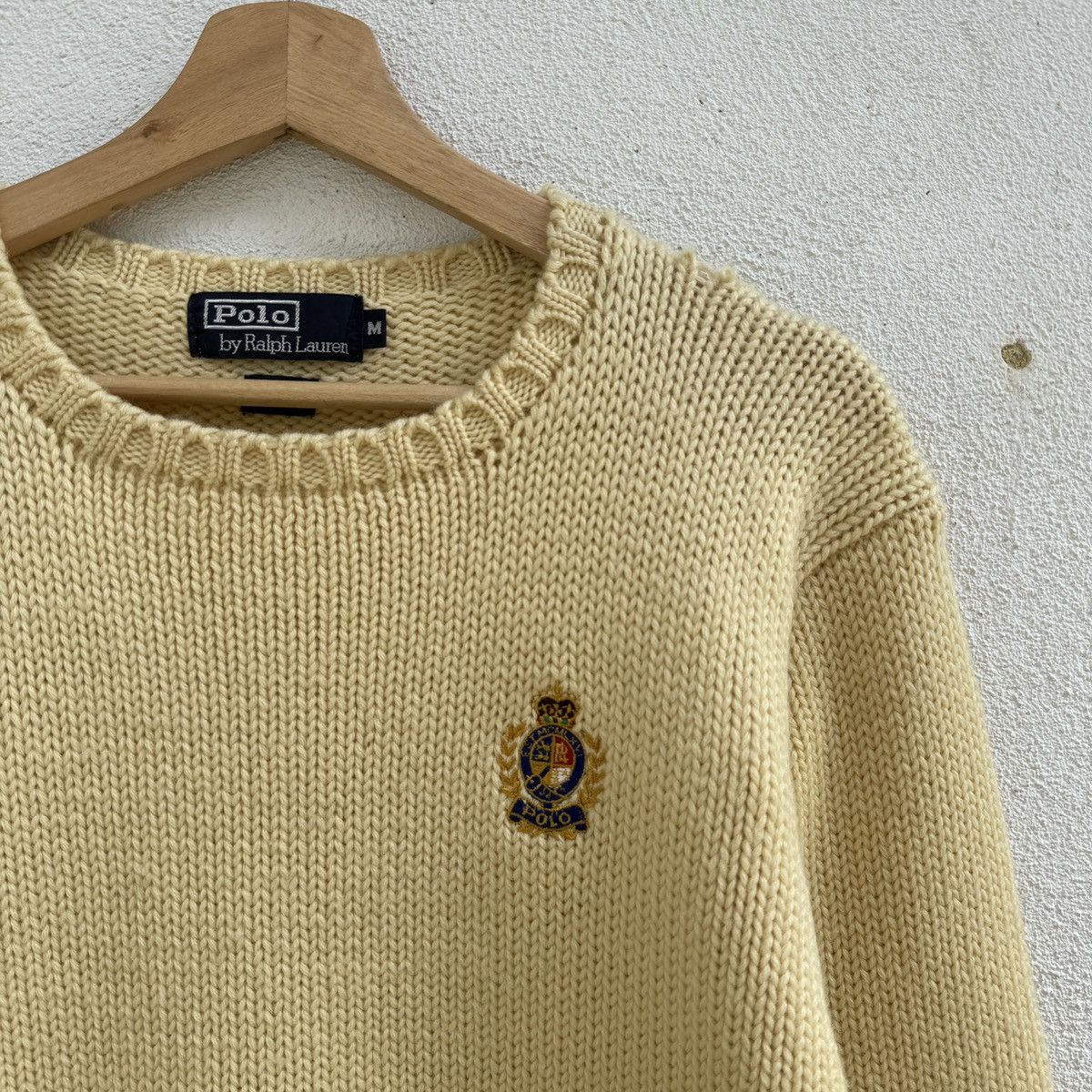 Polo Ralph Lauren Polo Ralph Lauren 90's Heavy Wool Crest Logo Ivory Knit Size US M / EU 48-50 / 2 - 3 Thumbnail