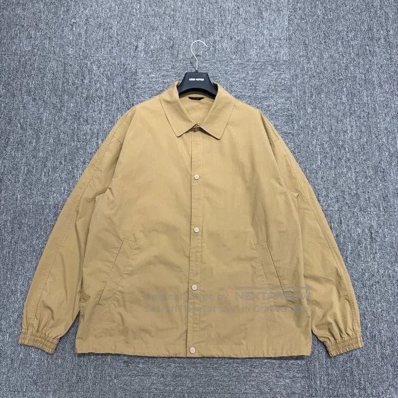 Loro Piana Solid Collar Jacket.