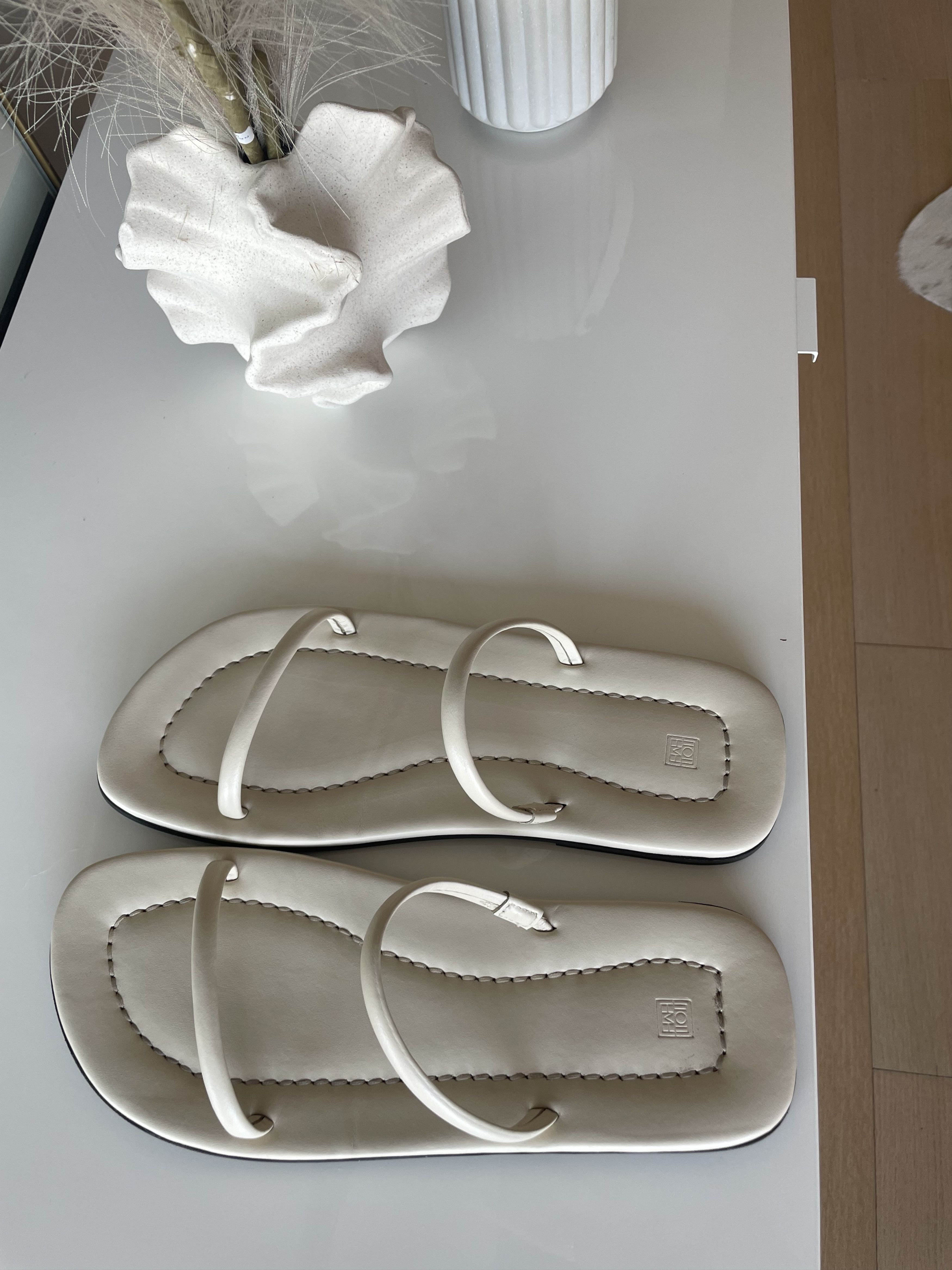 Toteme Toteme the city leather slides Size US 10 / IT 40 - 1 Thumbnail