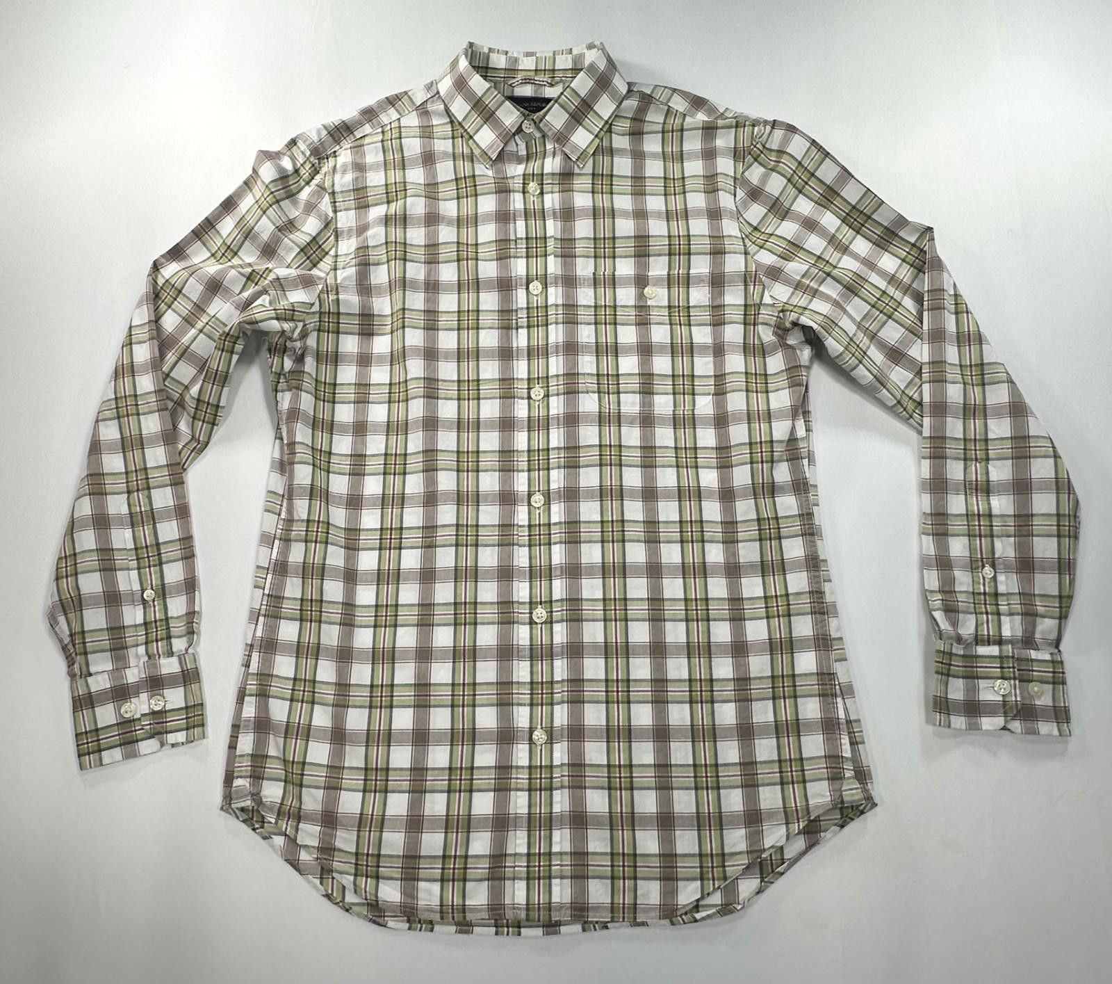 Banana Republic Banana Republic Plaid Cotton Button Up Green/Red S 14-14.5 Size US S / EU 44-46 / 1 - 1 Thumbnail