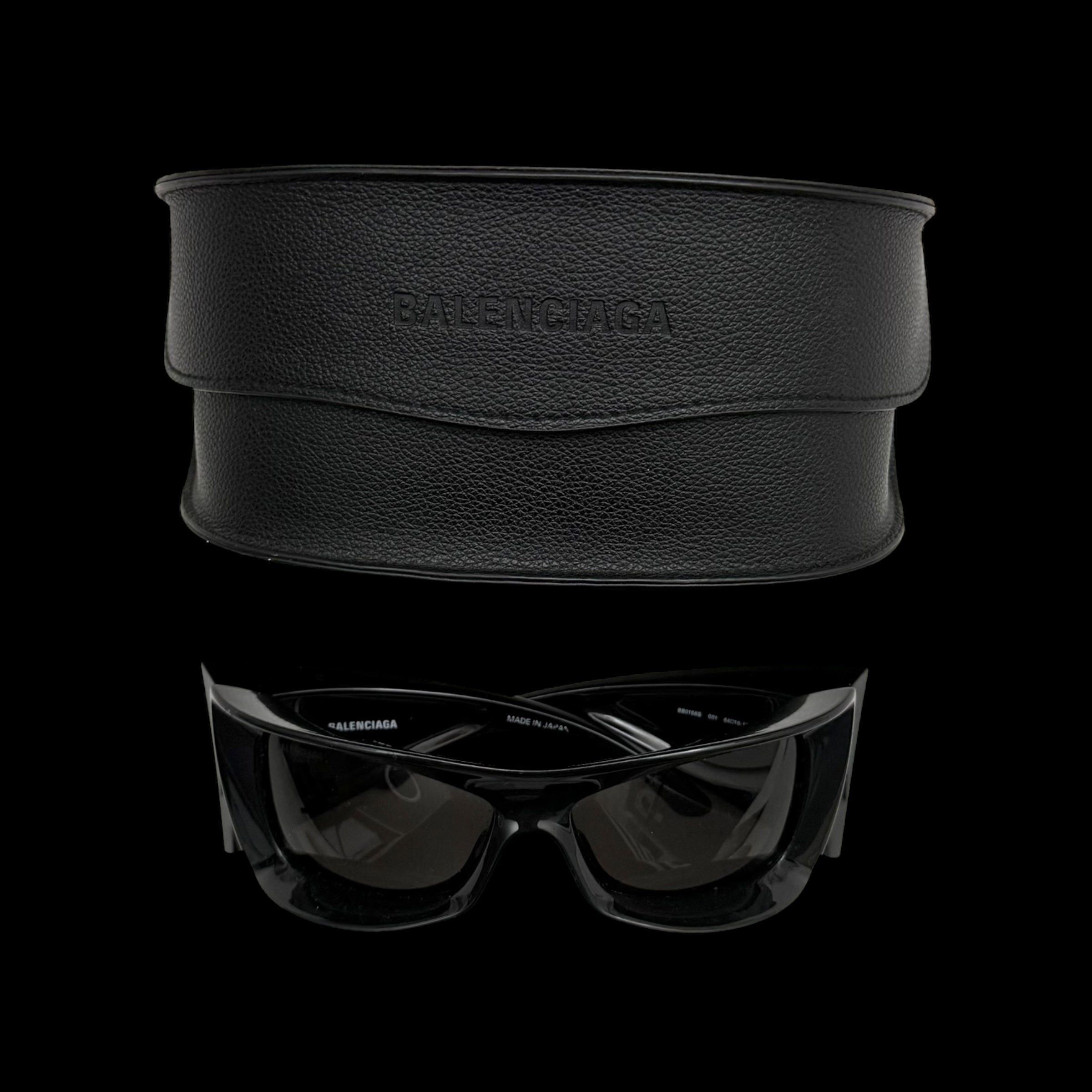Balenciaga new sunglasses BB0158S 002 , Balenciaga unisex BB 0158S Swift Oval Sunglasses in Black | Balenciaga US main image 4