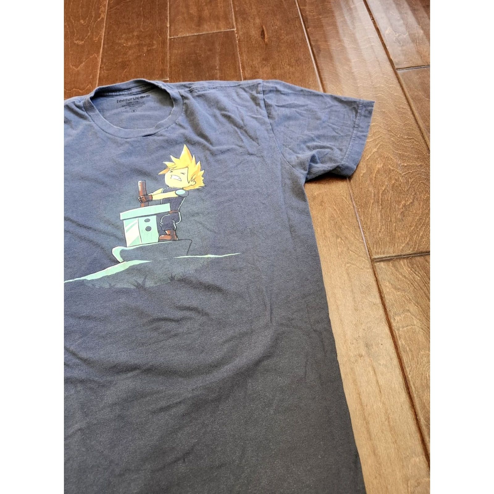 Vintage Tee Turtle Shirt Mens Dusty Blue Anime Final Fantasy Pulling Sword Short Sleeve Size S Size US S / EU 44-46 / 1 - 7 Thumbnail