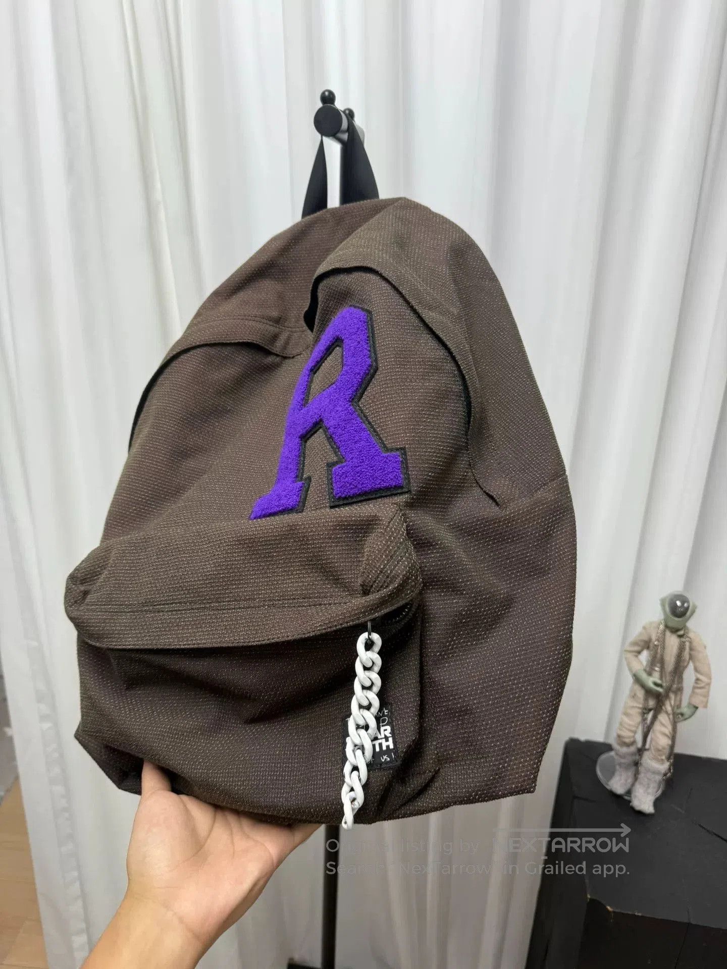 Raf Simons raf simons plush chain backpack in brown. Size ONE SIZE - 3 Thumbnail