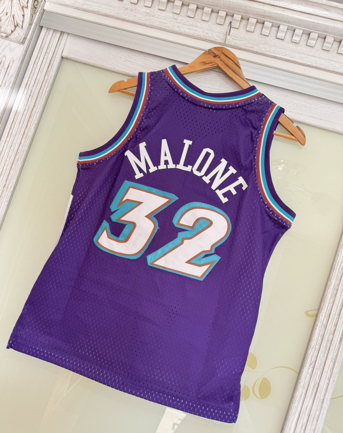 Mitchell & Ness × NBA Karl Malone #32 Utah Jazz Mitchell & Ness NBA Jersey Shirt Size US S / EU 44-46 / 1 - 9 Thumbnail