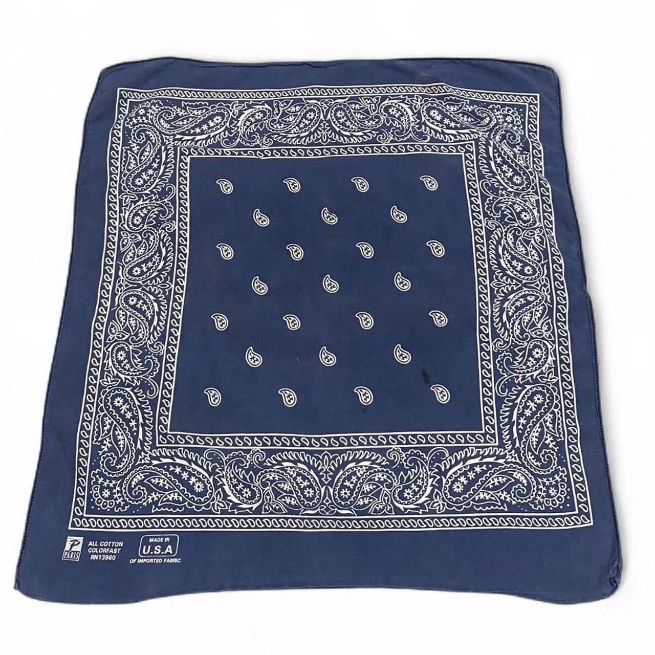 Other Vintage all cotton colour fast blue white paisley bandana Size ONE SIZE - 1 Thumbnail