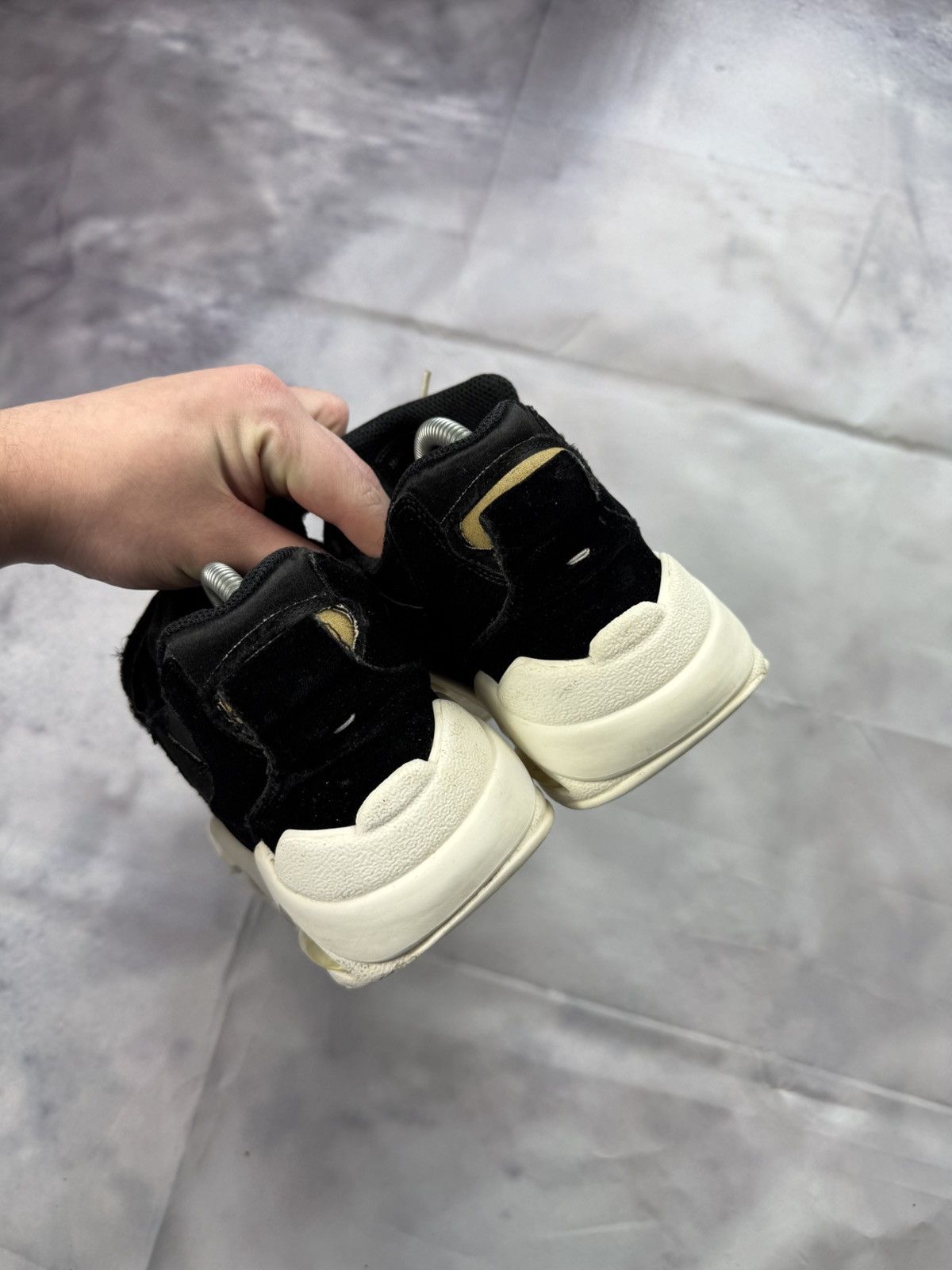 Maison Margiela Maison Margiela Retro Fit Artisanal Sneakers Black White Size US 7 / EU 40 - 10 Thumbnail