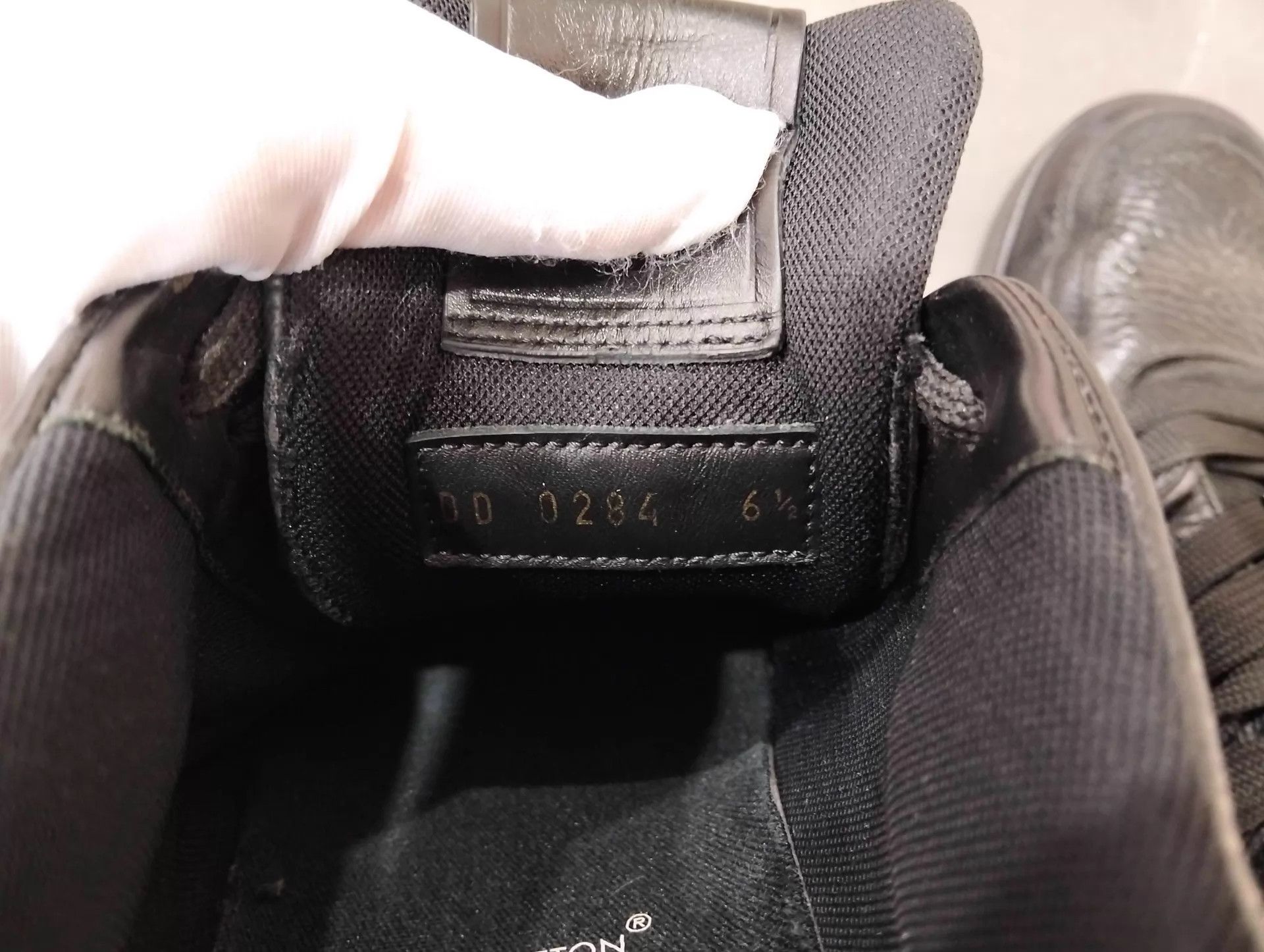 Louis Vuitton LV Trainer Black Warrior 40.5 Size US 7.5 / EU 40-41 - 8 Thumbnail