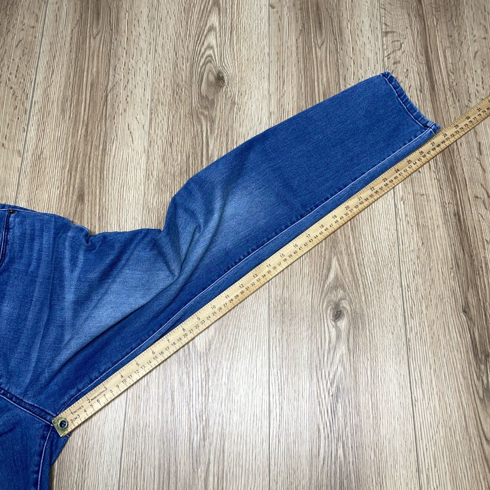 Vintage VINTAGE Ingrid & Isabel Maternity Jegging Jeans Size 10 Blue Stretch Skinny Womens Size 32" / US 10 / IT 46 - 7 Thumbnail